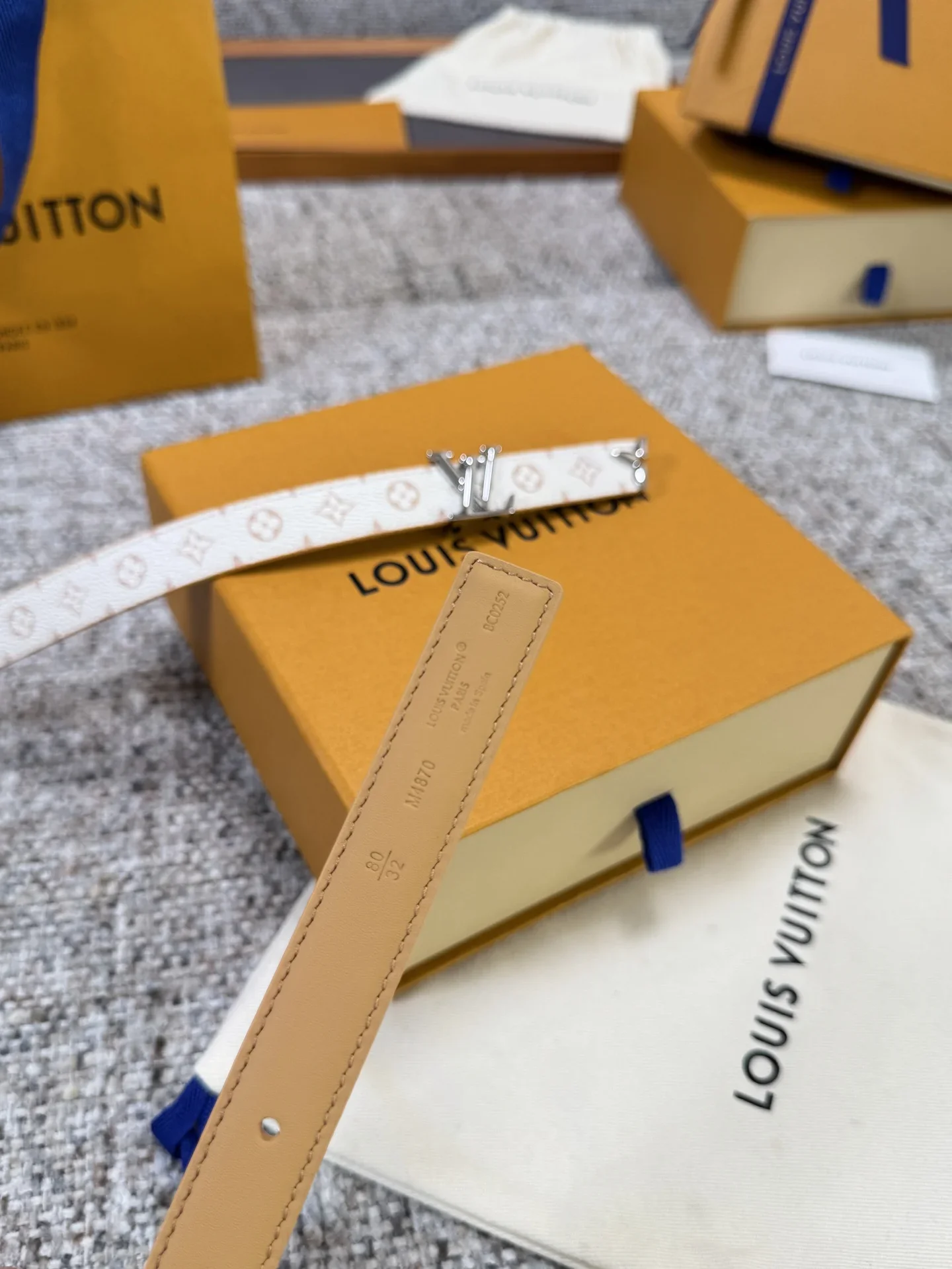 LV Belts Canvas Leather 2.0cm Width 160202607050815 - Image 7