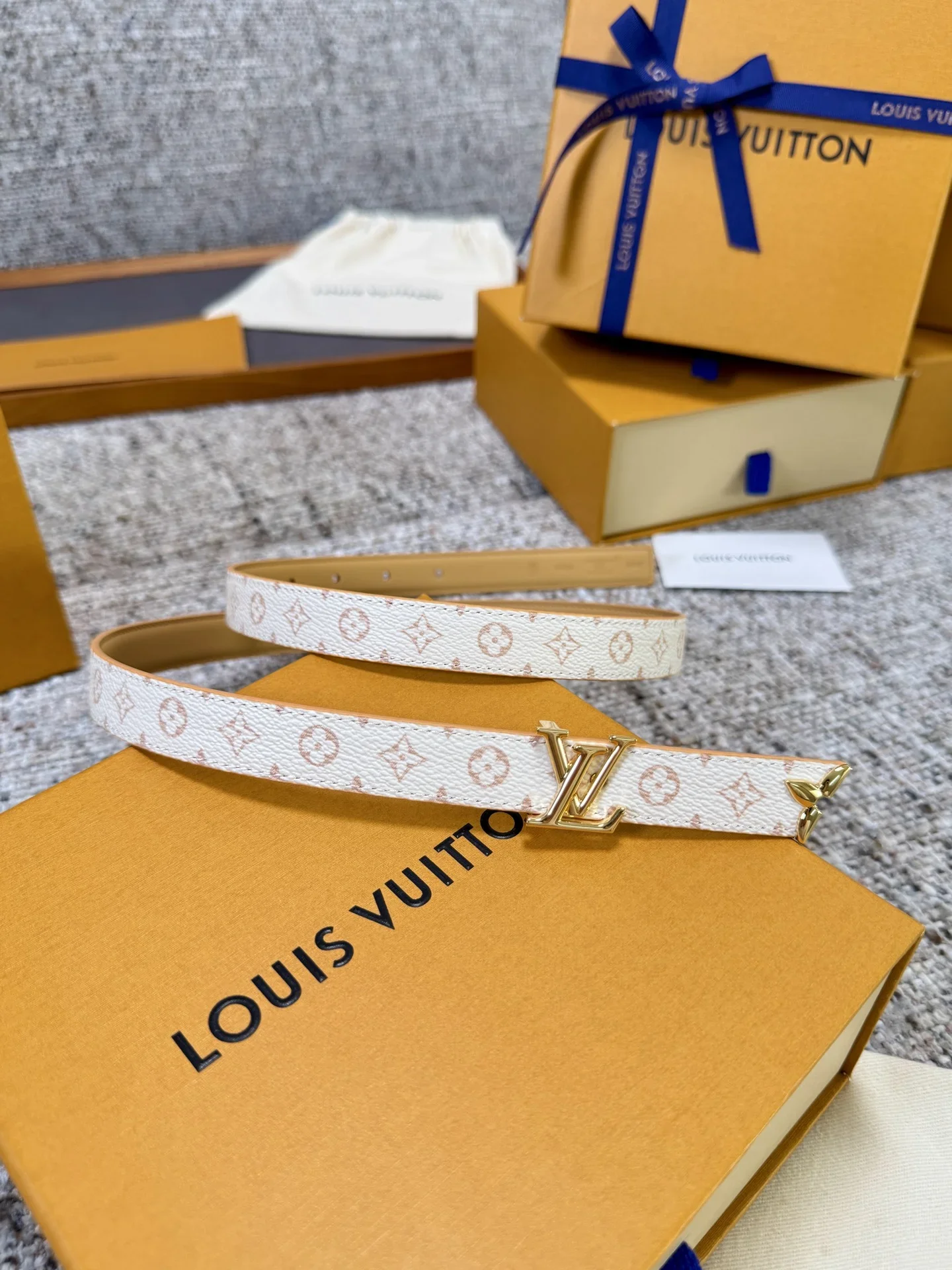 LV Belts Canvas Leather 2.0cm Width 160202607050817