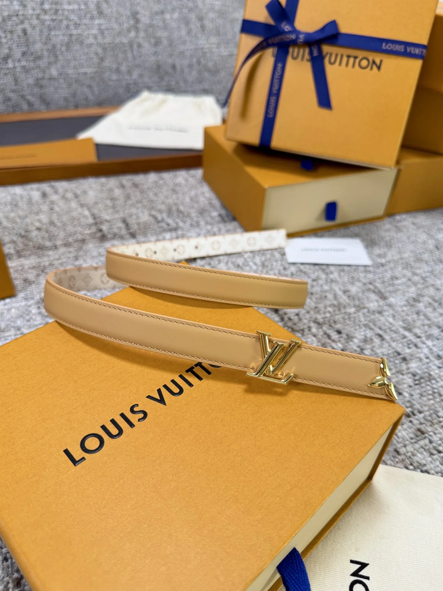 LV Belts Canvas Leather 2.0cm Width 160202607050817 - Image 5
