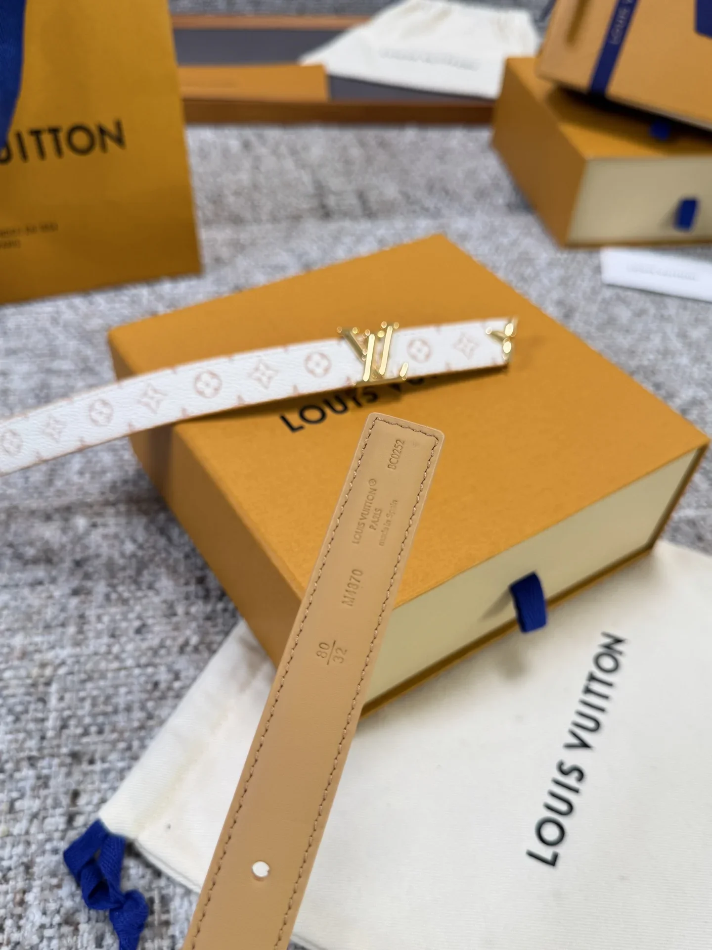 LV Belts Canvas Leather 2.0cm Width 160202607050817 - Image 7