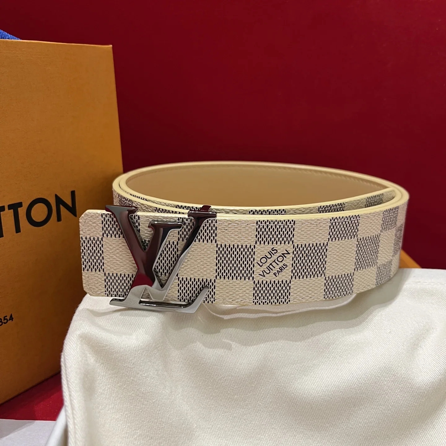 LV Belts Canvas Leather 40cm Width 160202607050542
