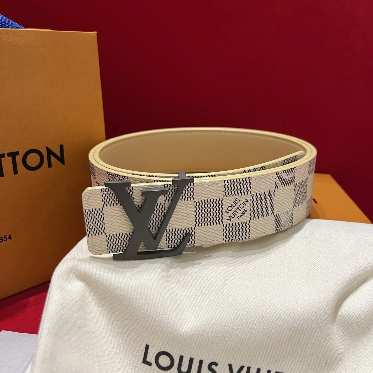 LV Belts Canvas & Leather 40cm Width 160202607050544