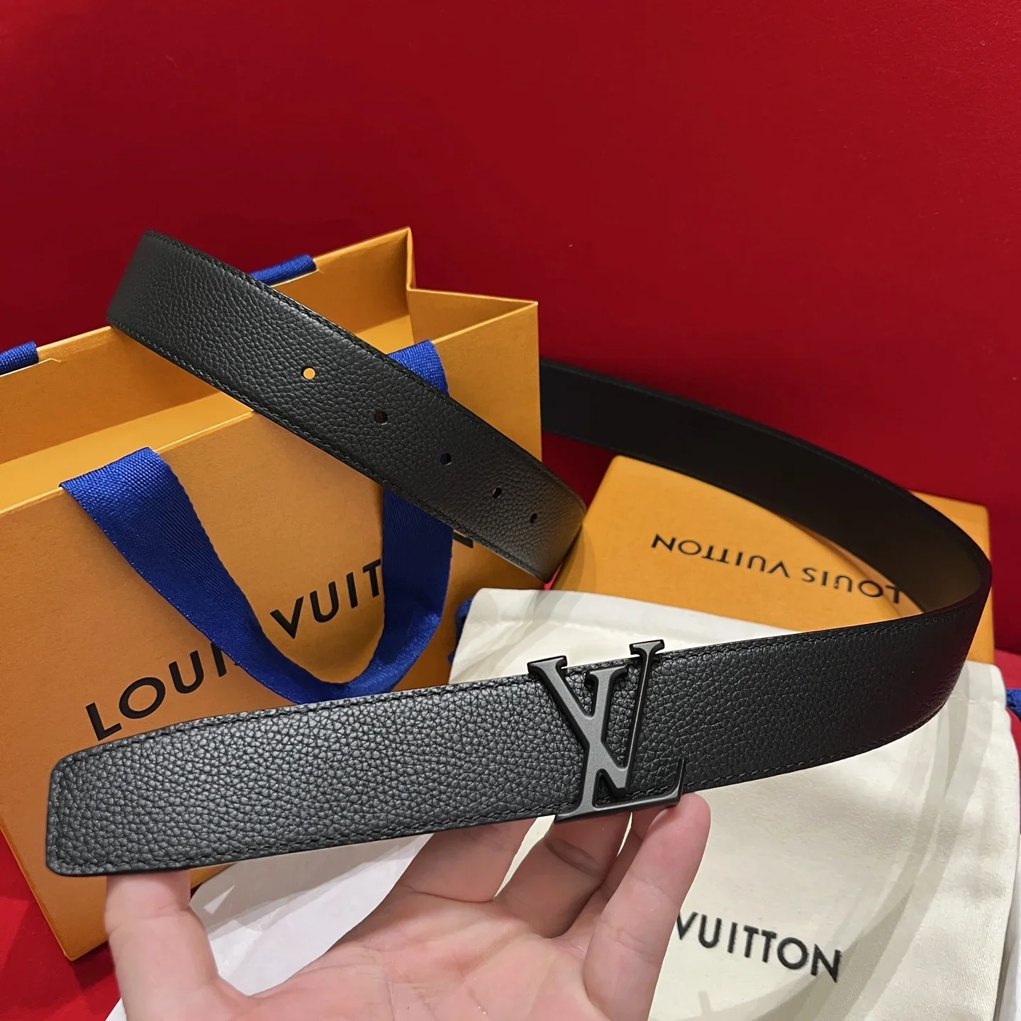 LV Belts Grained Calfskin 35cm Width 240202607050561