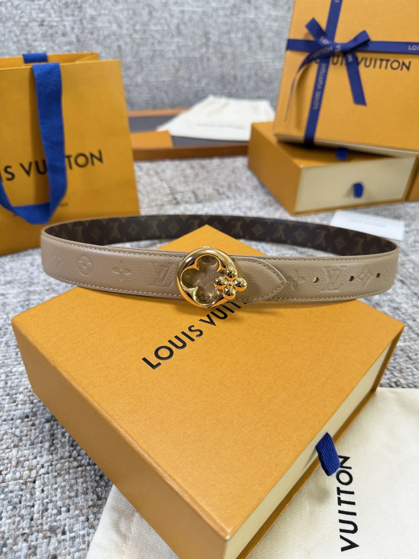 LV Belts Leather 3.0cm Width 160202607050556