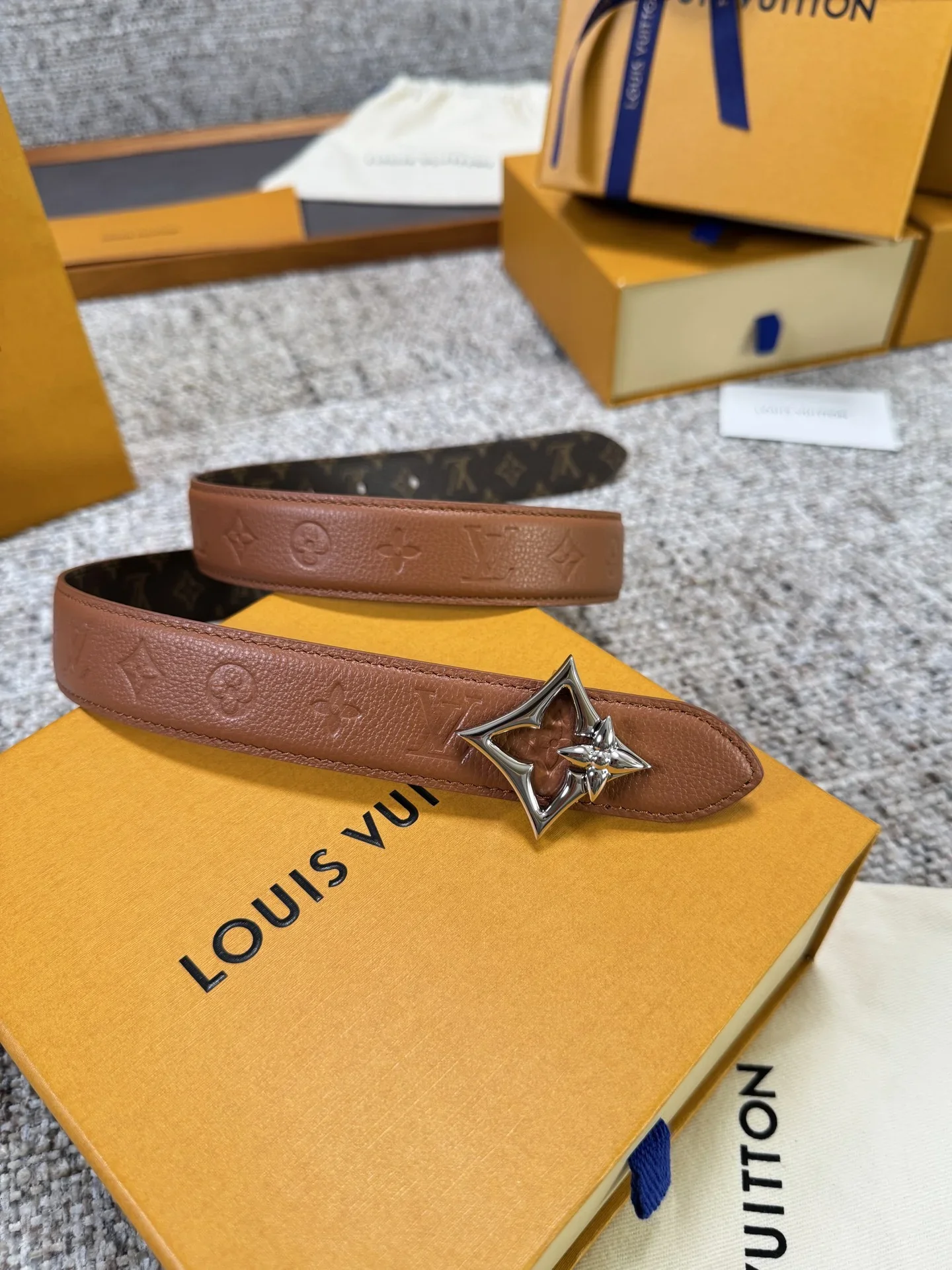 LV Belts Leather 3.0cm Width 160202607050608