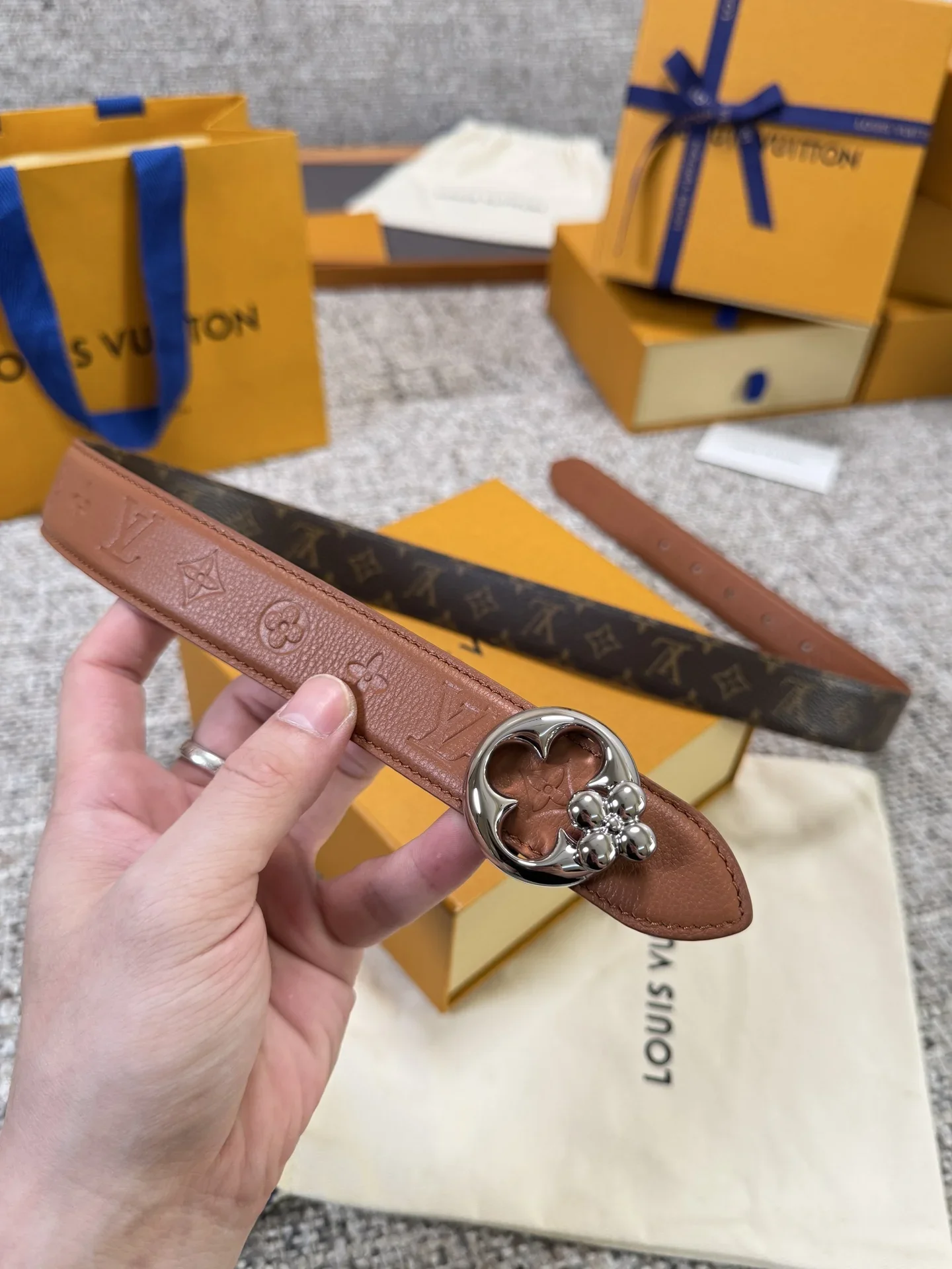 Alternative view of LV Belts Leather 3.0cm Width 160202607050611