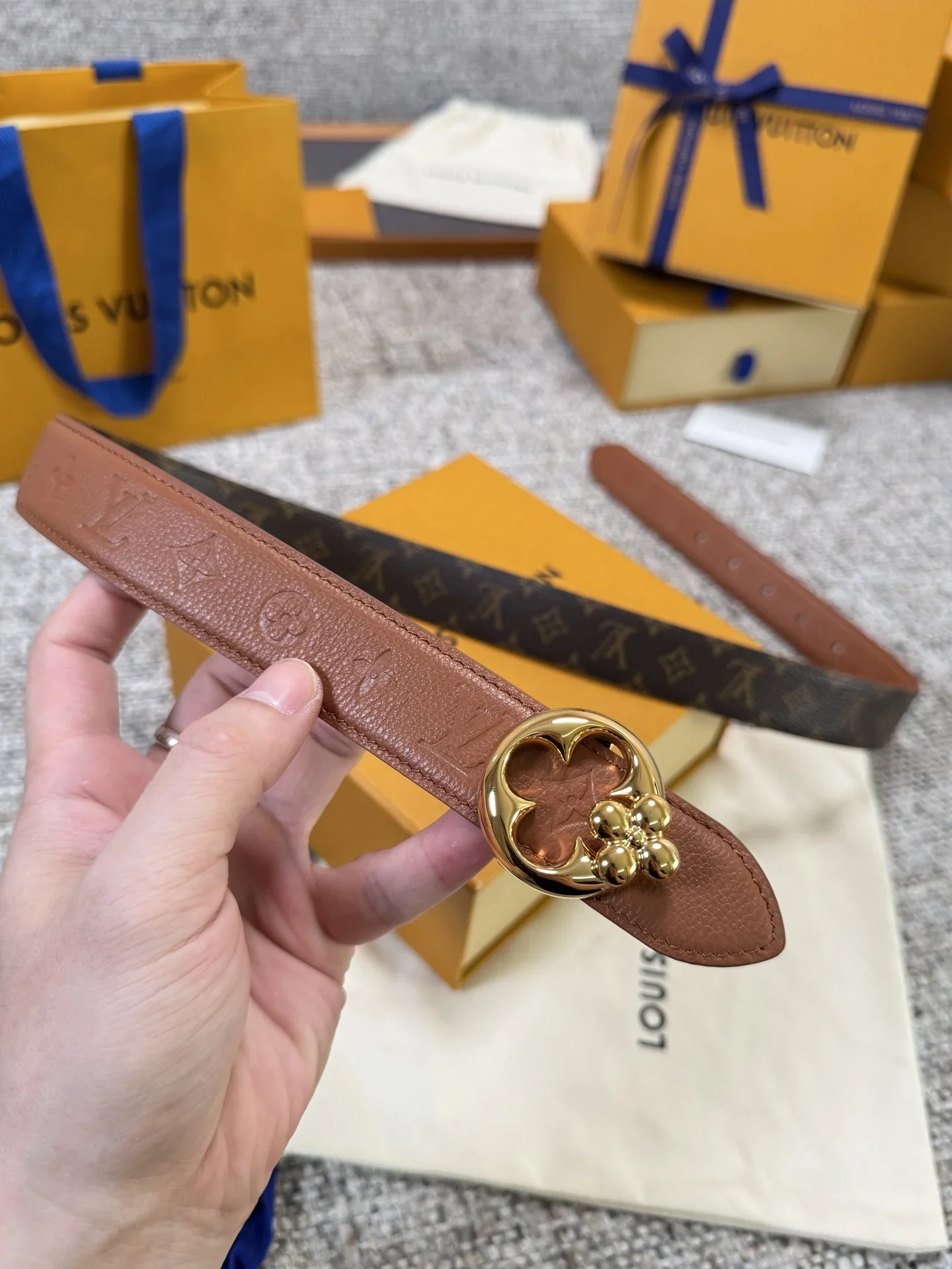 Alternative view of LV Belts Leather 3.0cm Width 160202607050621