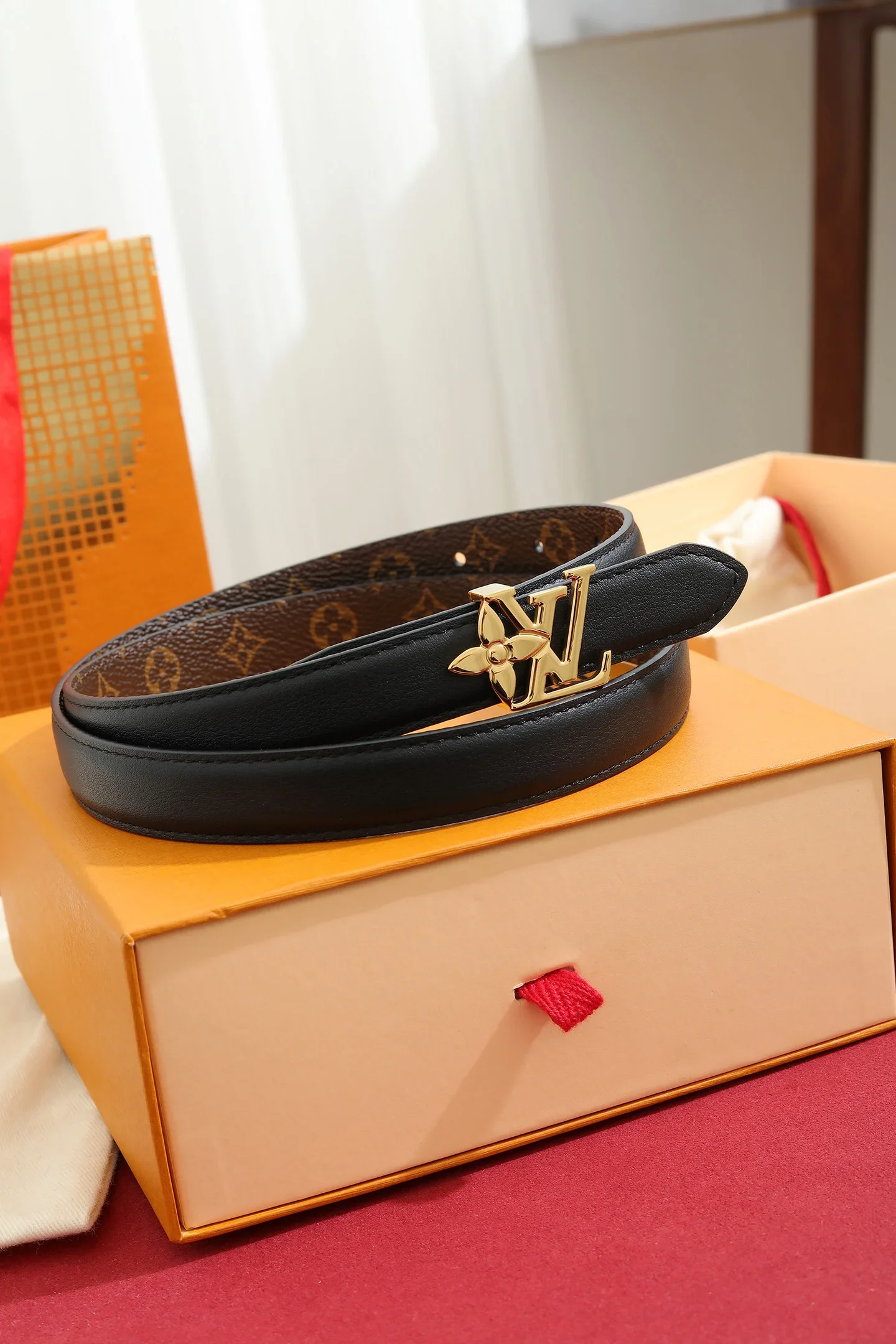 LV Belts Leather Canvas 180202607050572