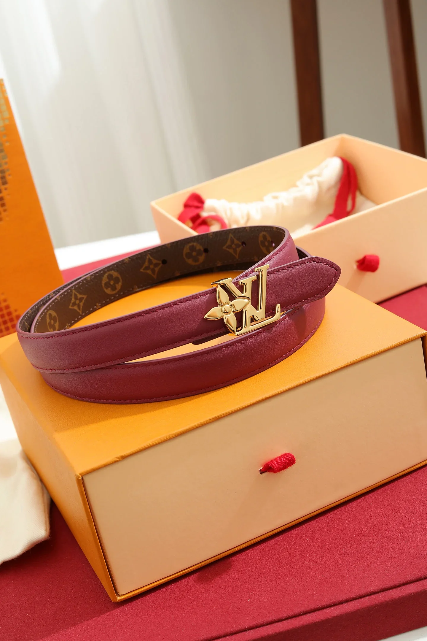 LV Belts Leather Canvas 180202607050637
