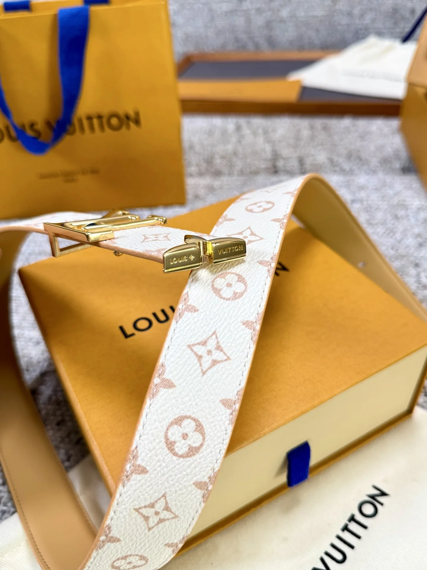 LV Belts Monogram Canvas 3.0cm Width 160202607050818 - Image 4
