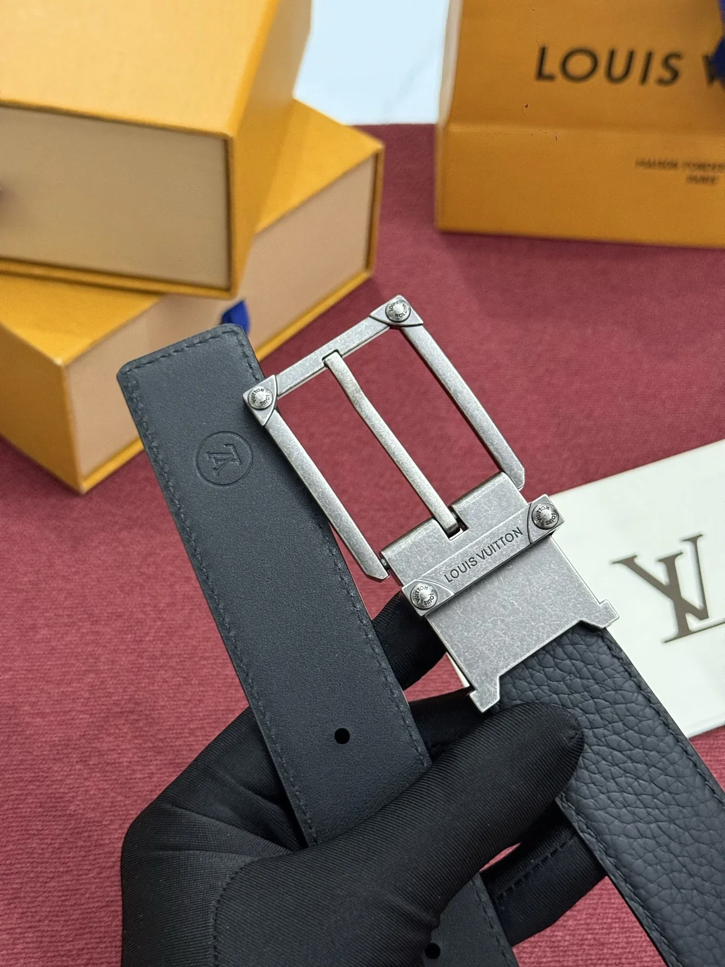 Alternative view of LV Belts Smooth Leather 170202607050589
