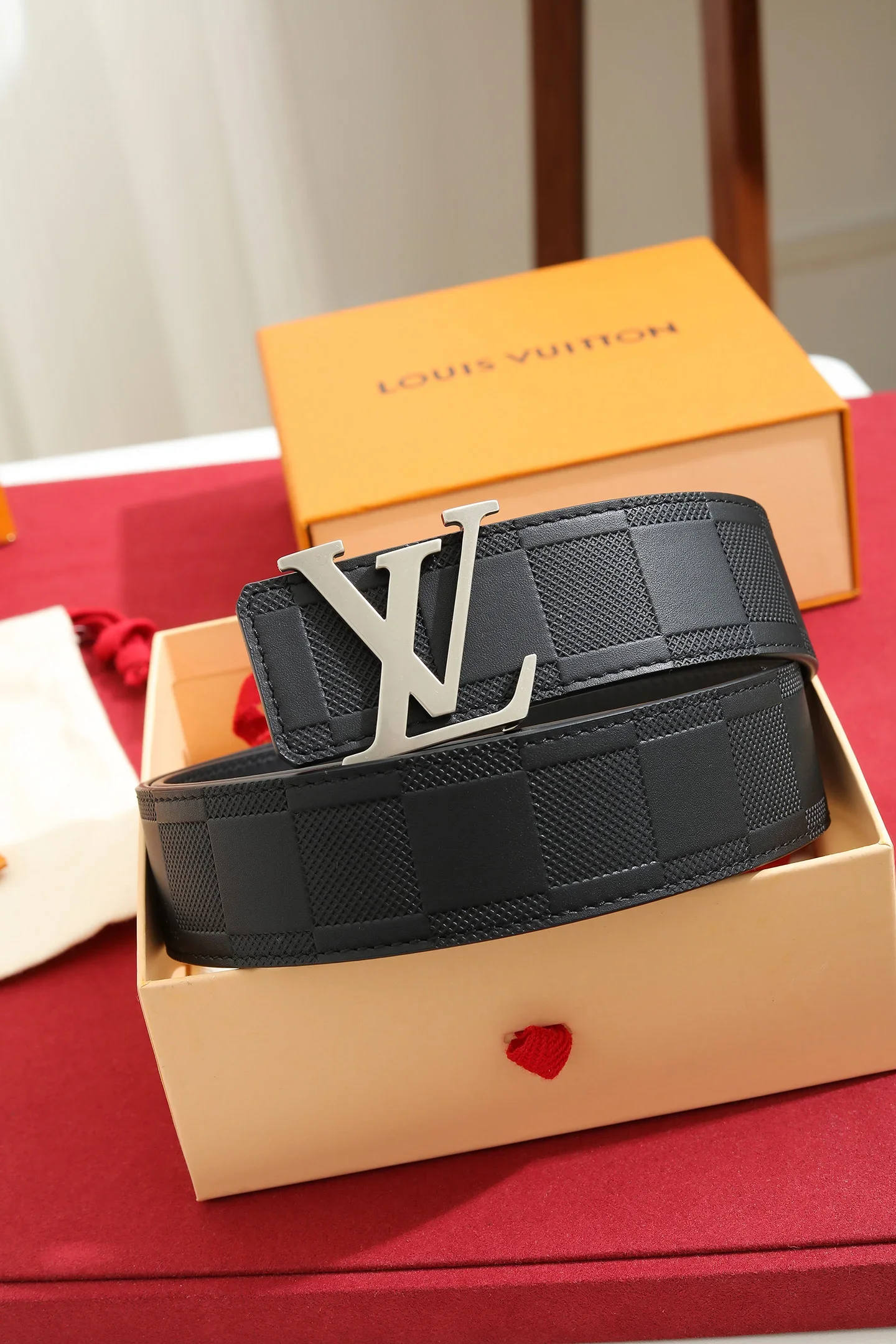 LV Belts Taurillon Leather 220202607050594