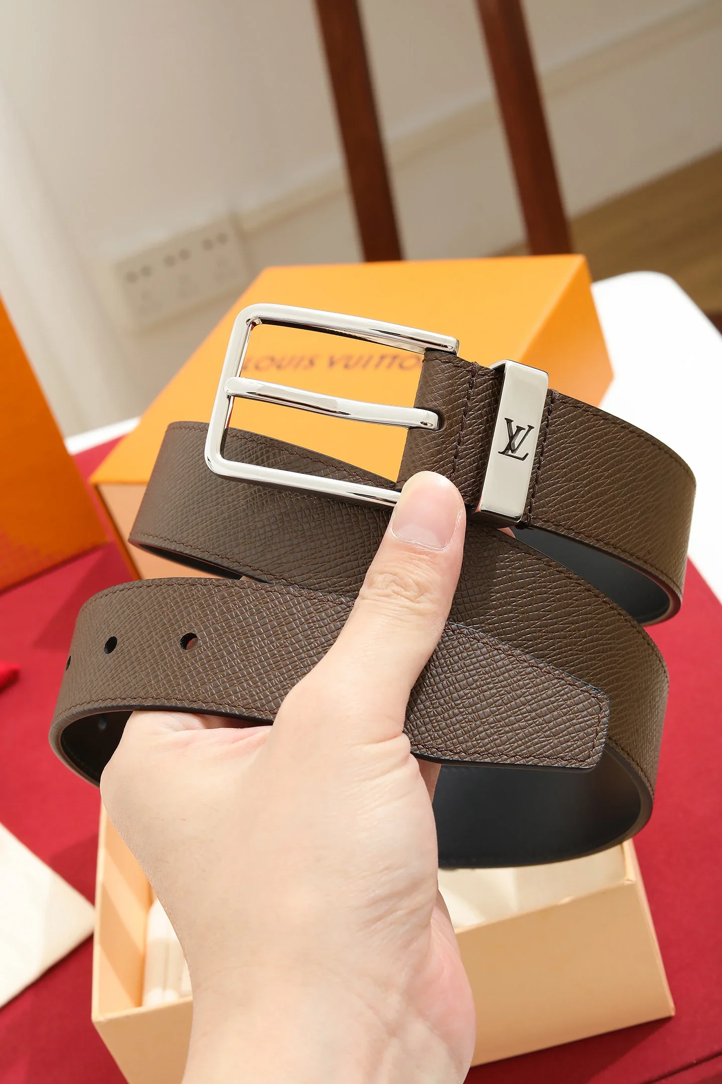 Alternative view of LV Belts Taurillon Leather 220202607050619