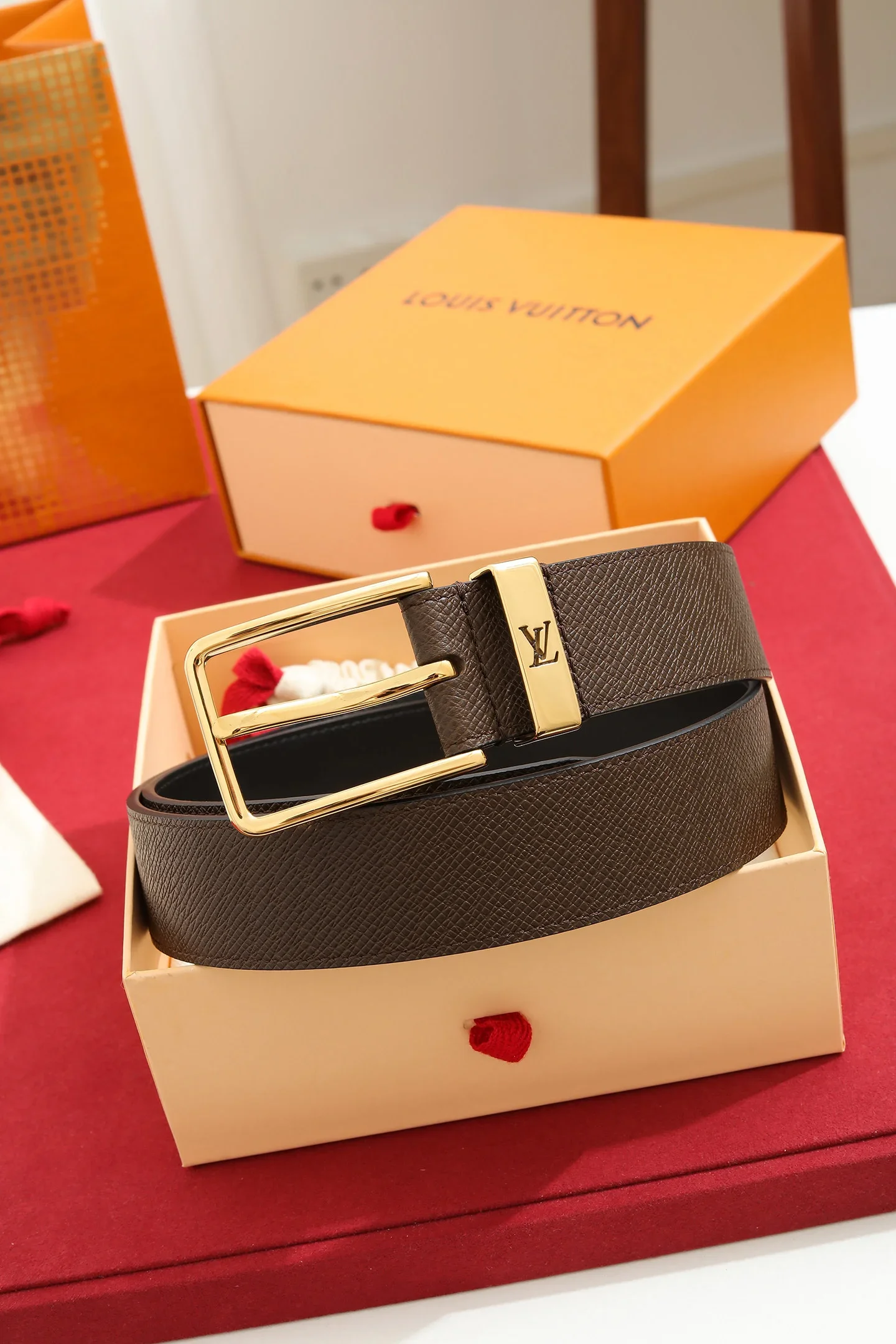 LV Belts Taurillon Leather 220202607050624