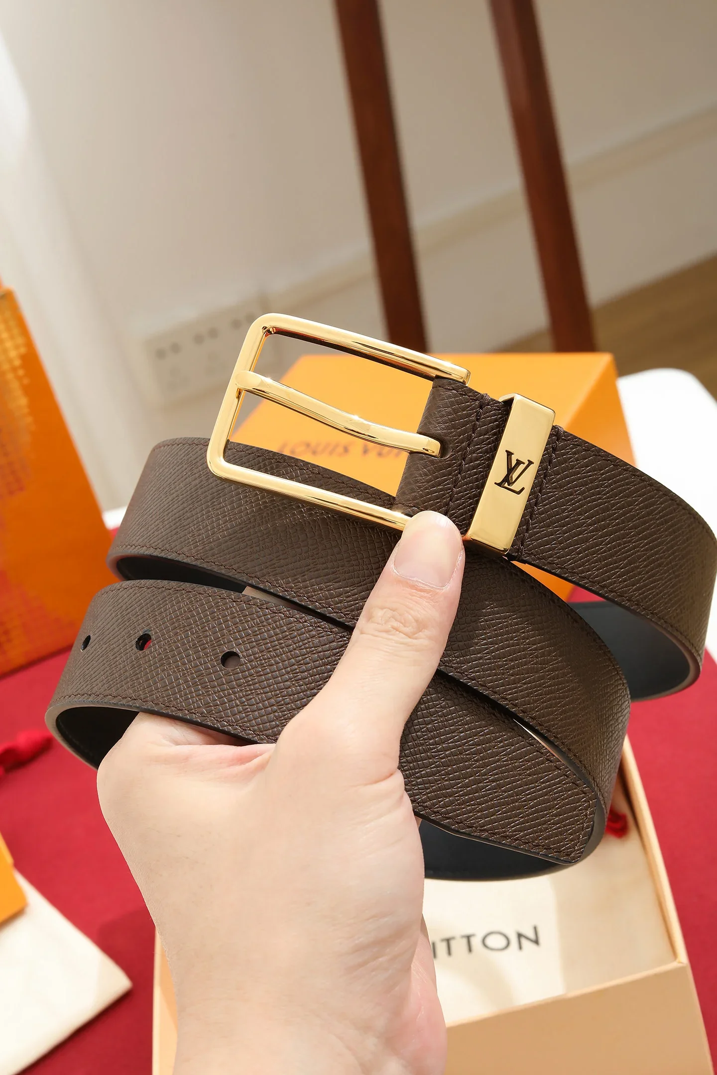 Alternative view of LV Belts Taurillon Leather 220202607050624