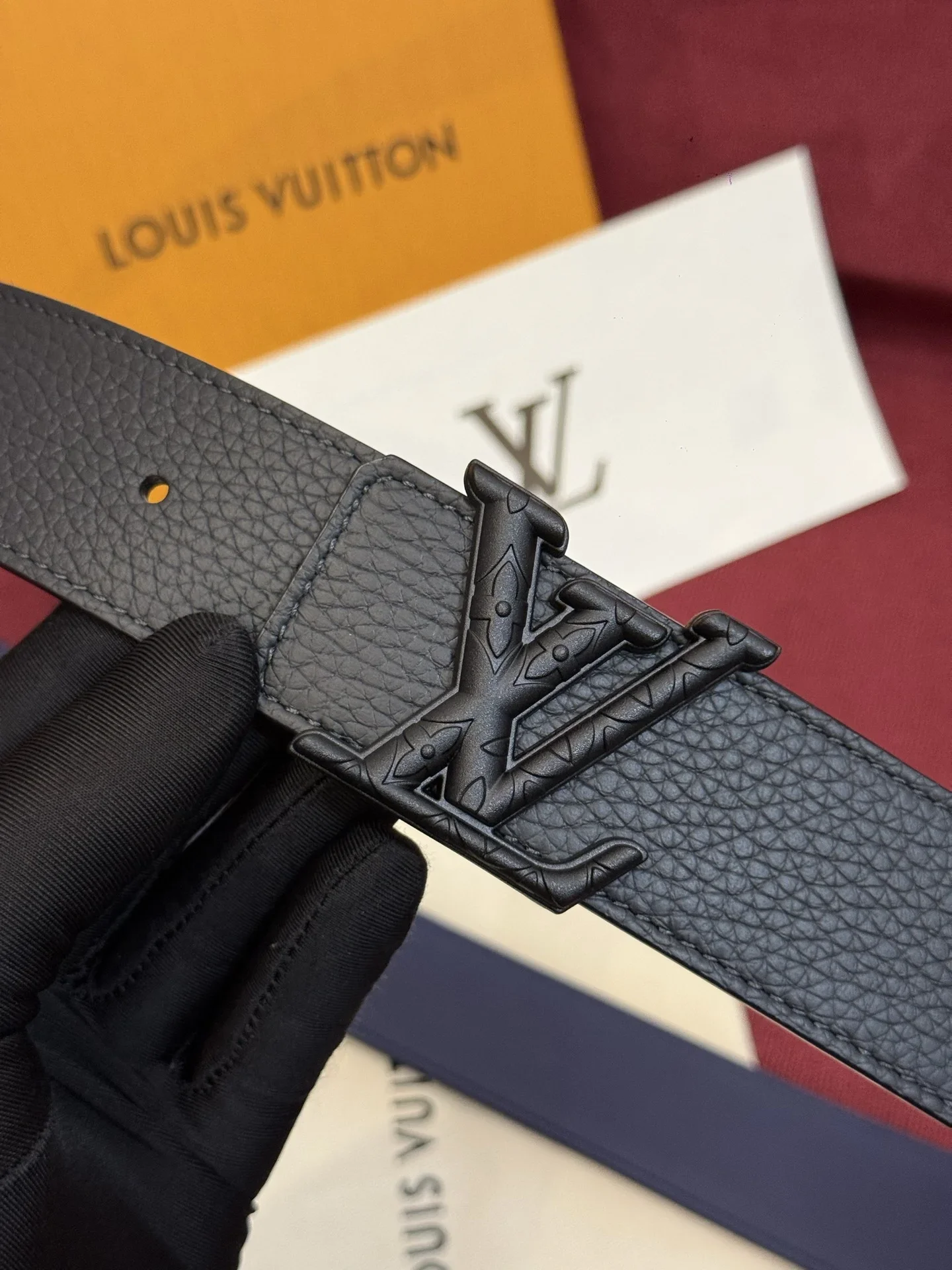 LV Belts Taurillon Leather (Black) 160202607050660