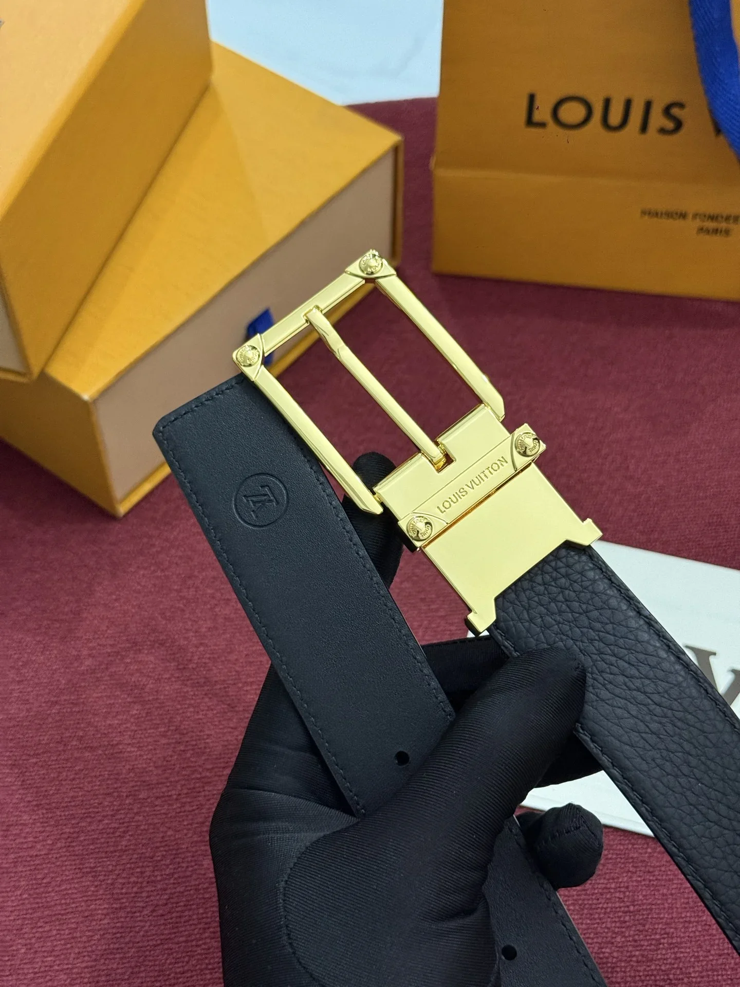 Alternative view of LV Belts Taurillon Leather (Black) 170202607050665
