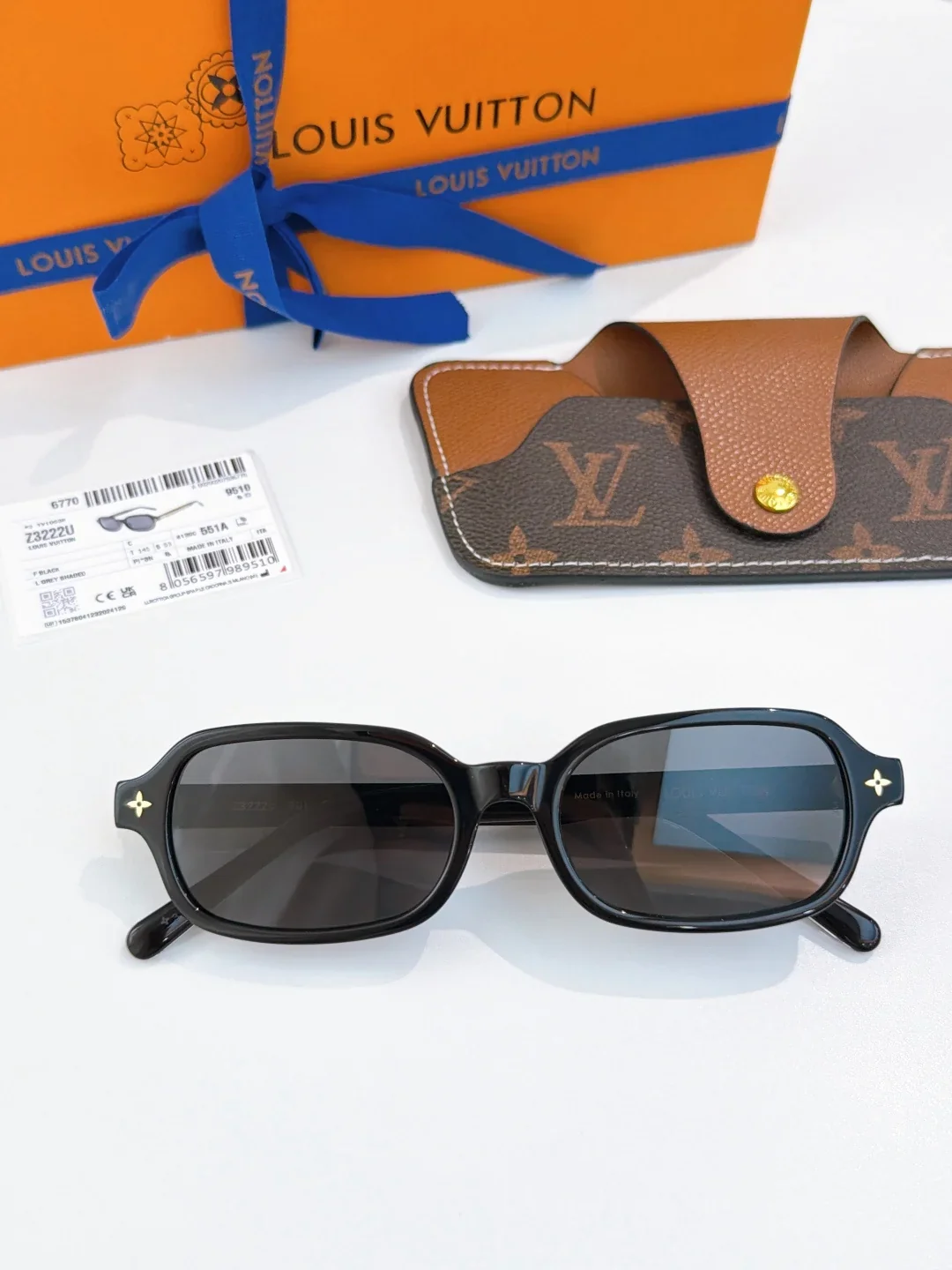 LV Glasses & Sunglasses 135202607020521