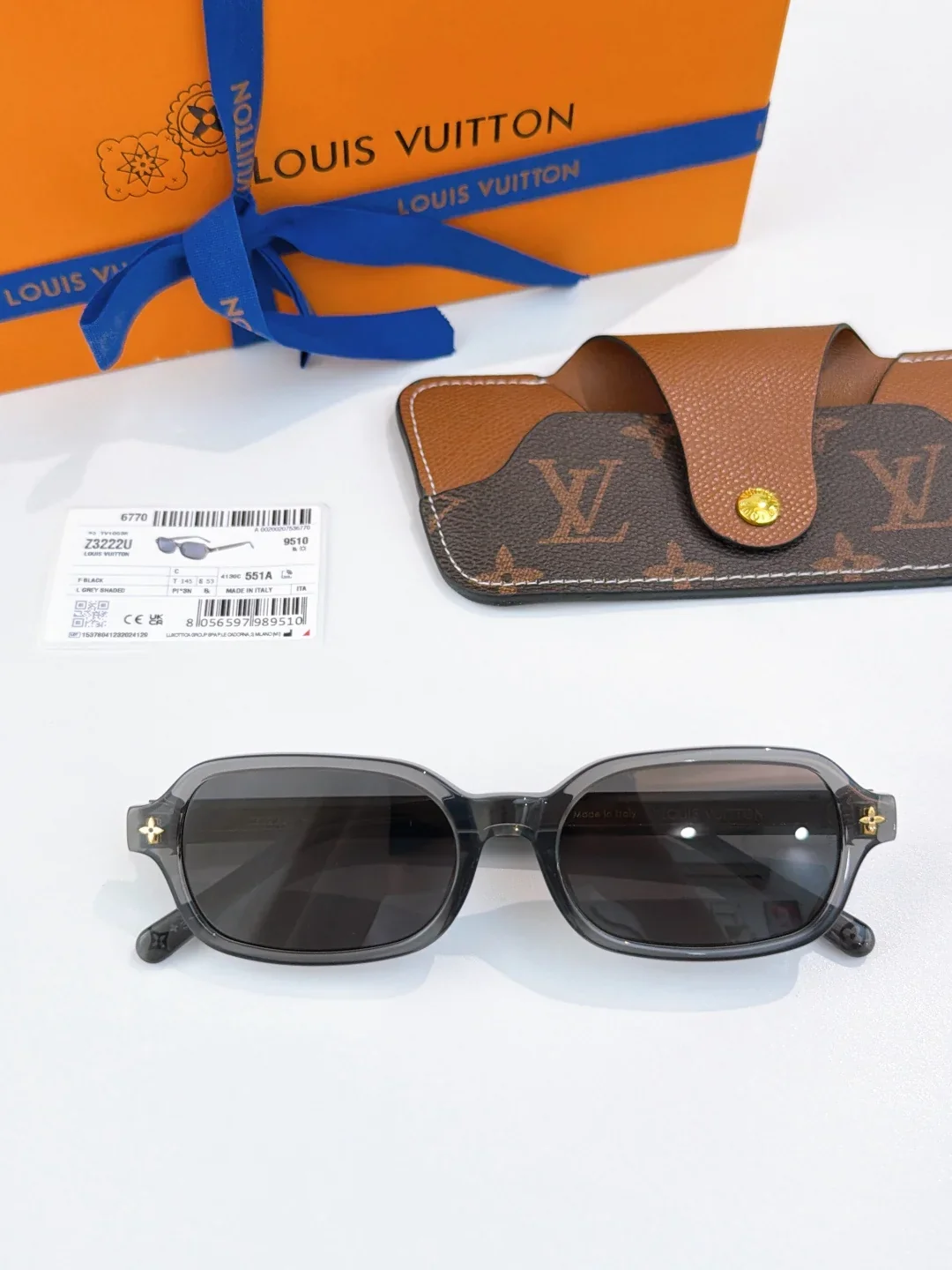 Alternative view of LV Glasses & Sunglasses 135202607020521