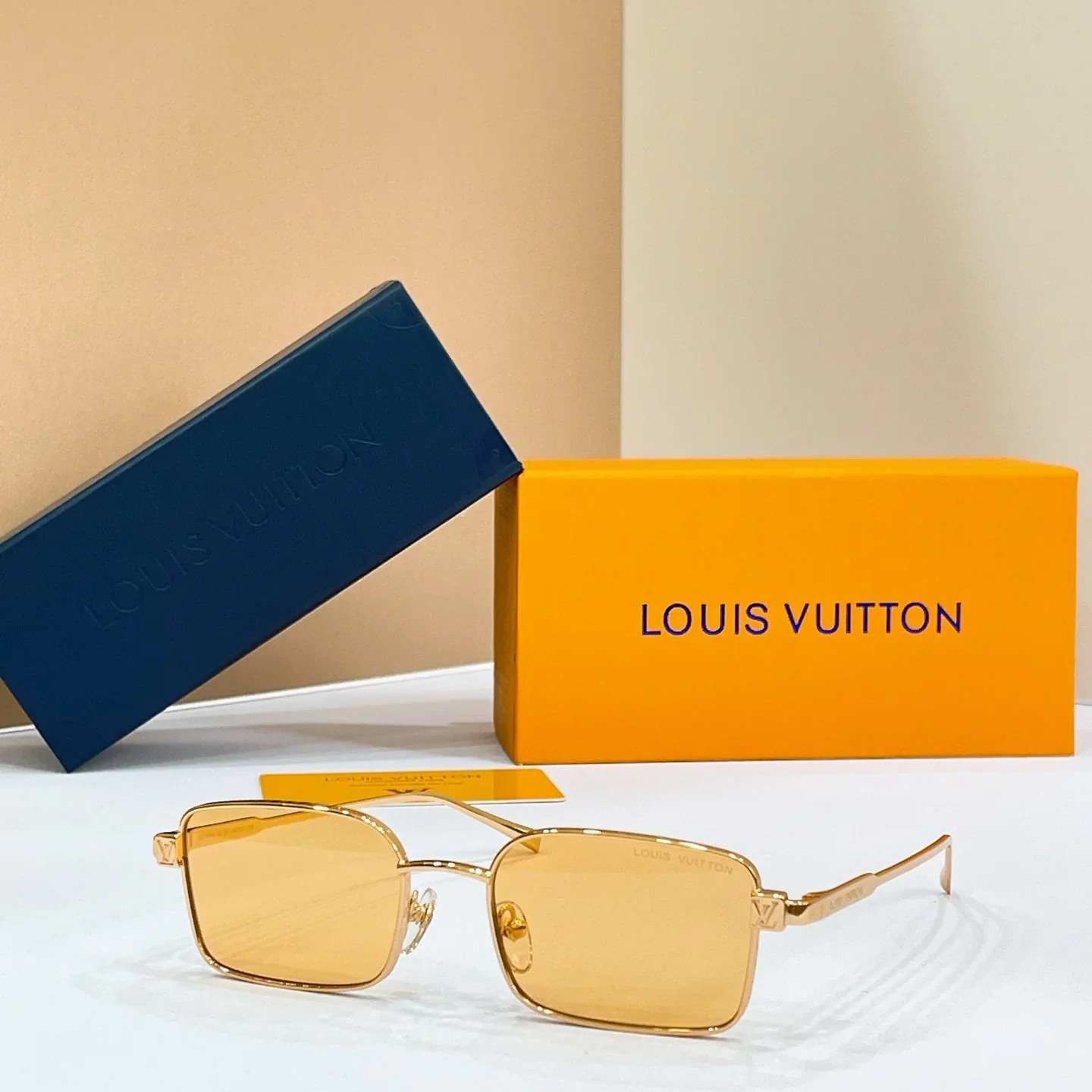 LV Glasses & Sunglasses 145202607020487
