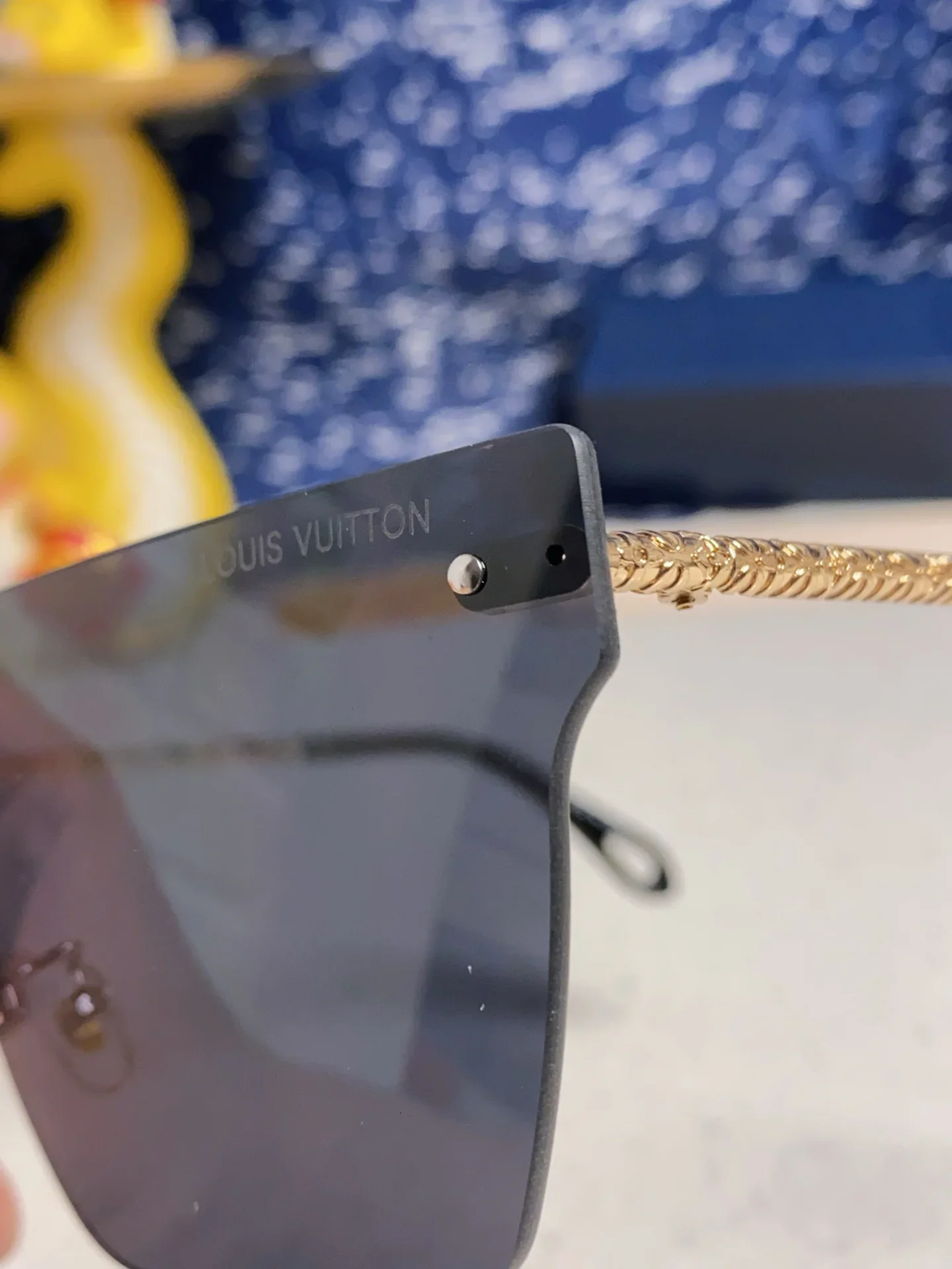 Alternative view of LV Glasses & Sunglasses 70202607020489