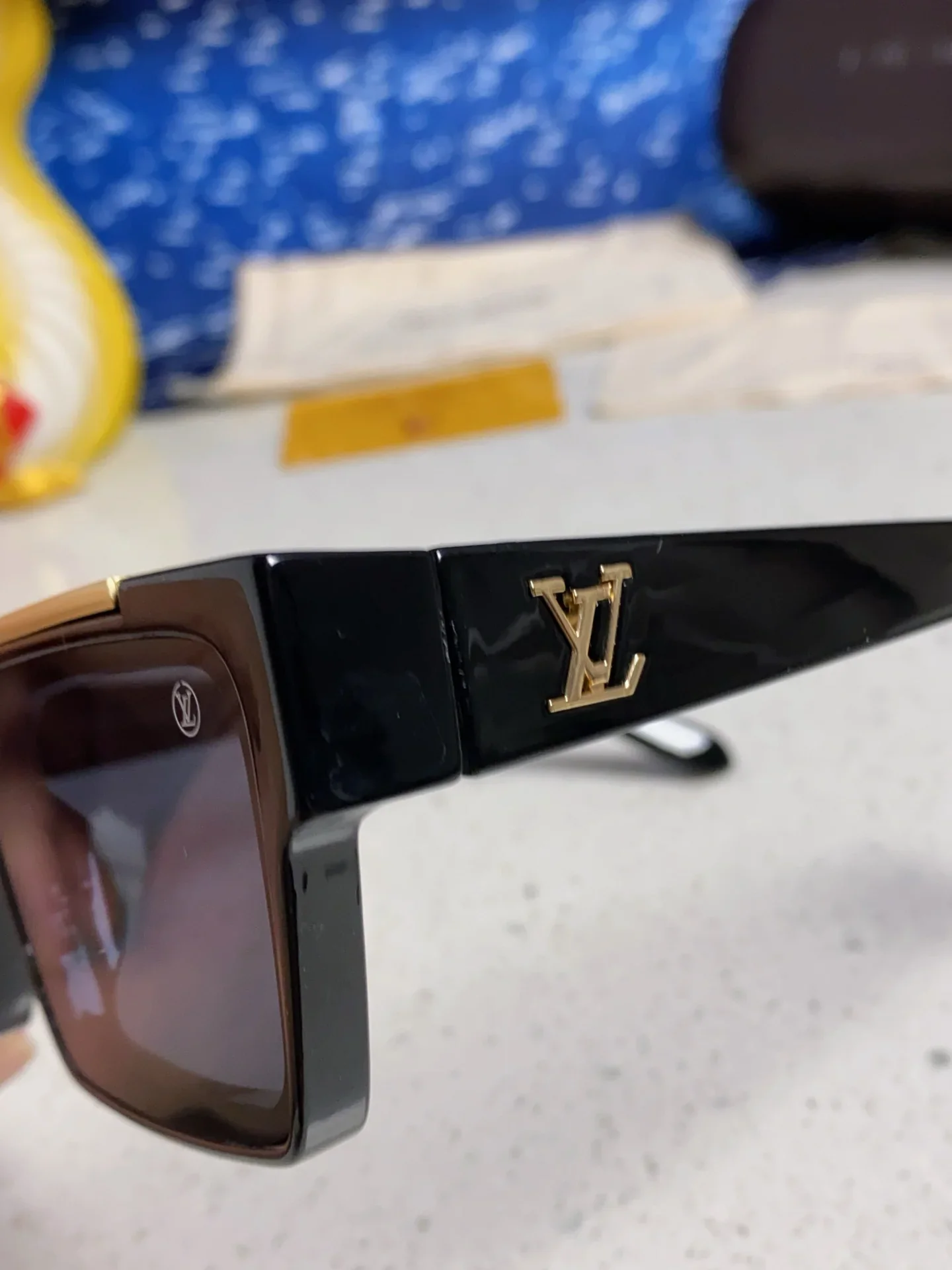Alternative view of LV Glasses & Sunglasses 80202607020493