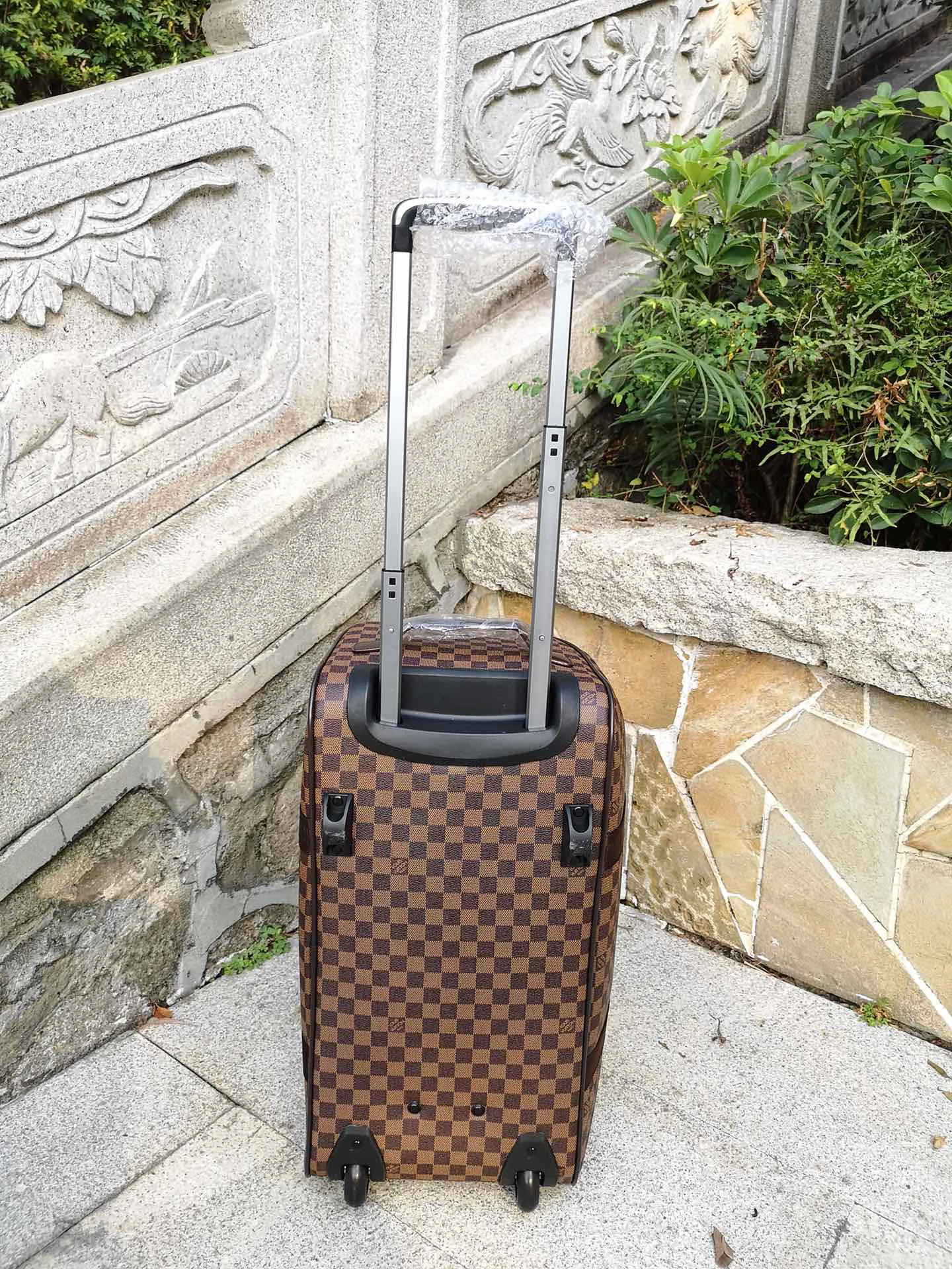LV Suitcases 20inch32x55x28cm 630202607010135 - Image 5
