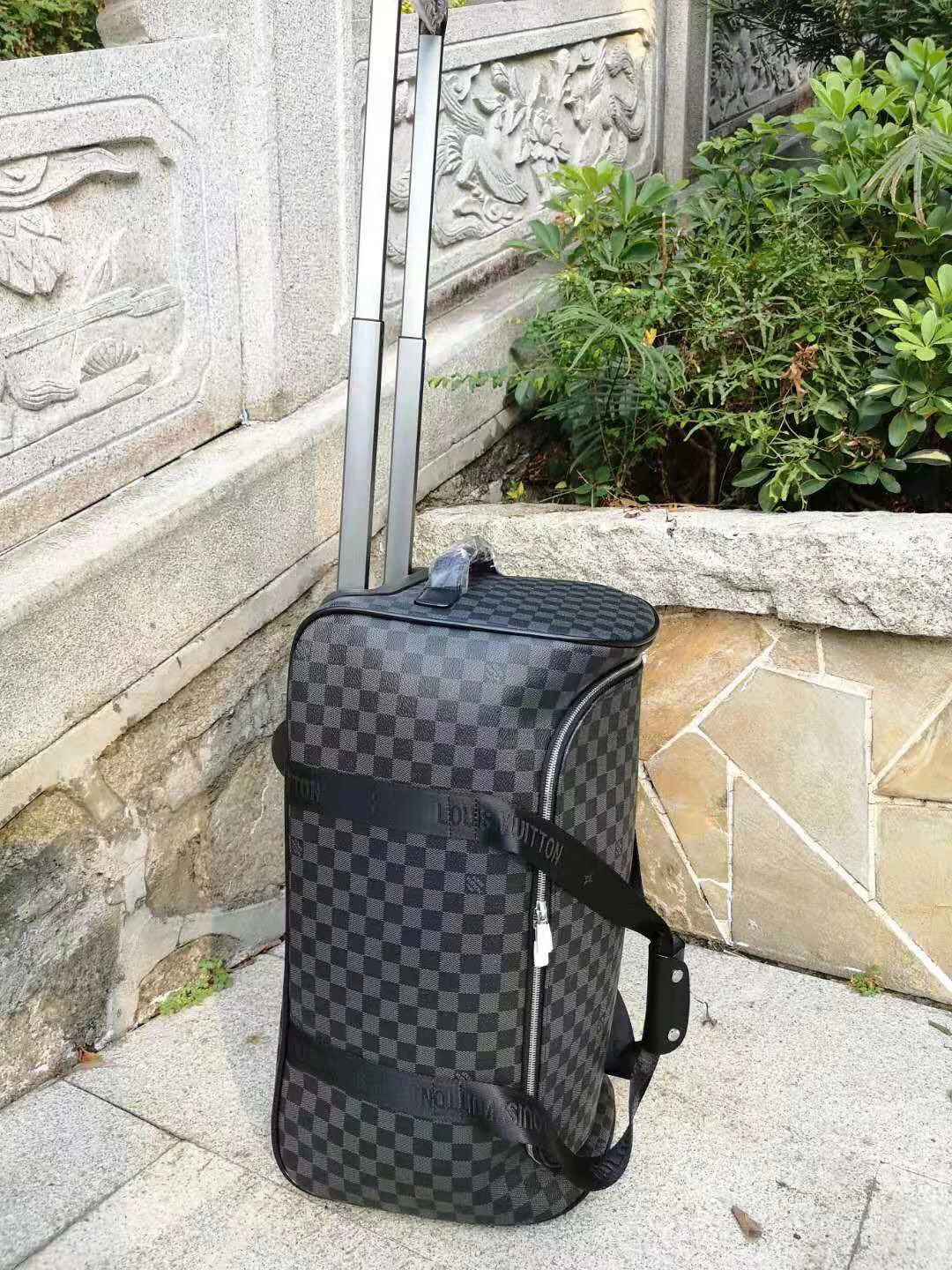 LV Suitcases 20inch32x55x28cm 650202607010162 - Image 2