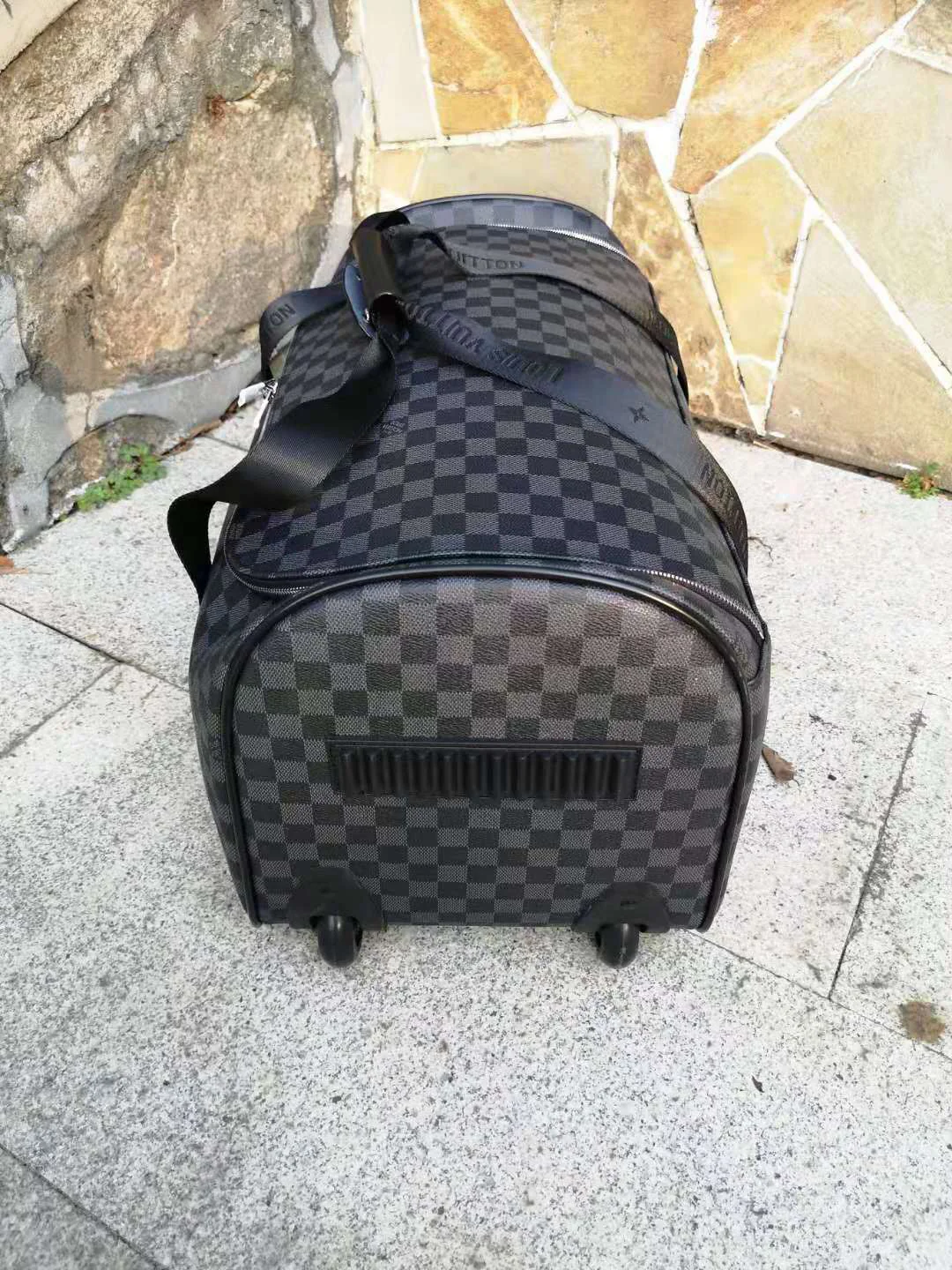 LV Suitcases 20inch32x55x28cm 650202607010162 - Image 7