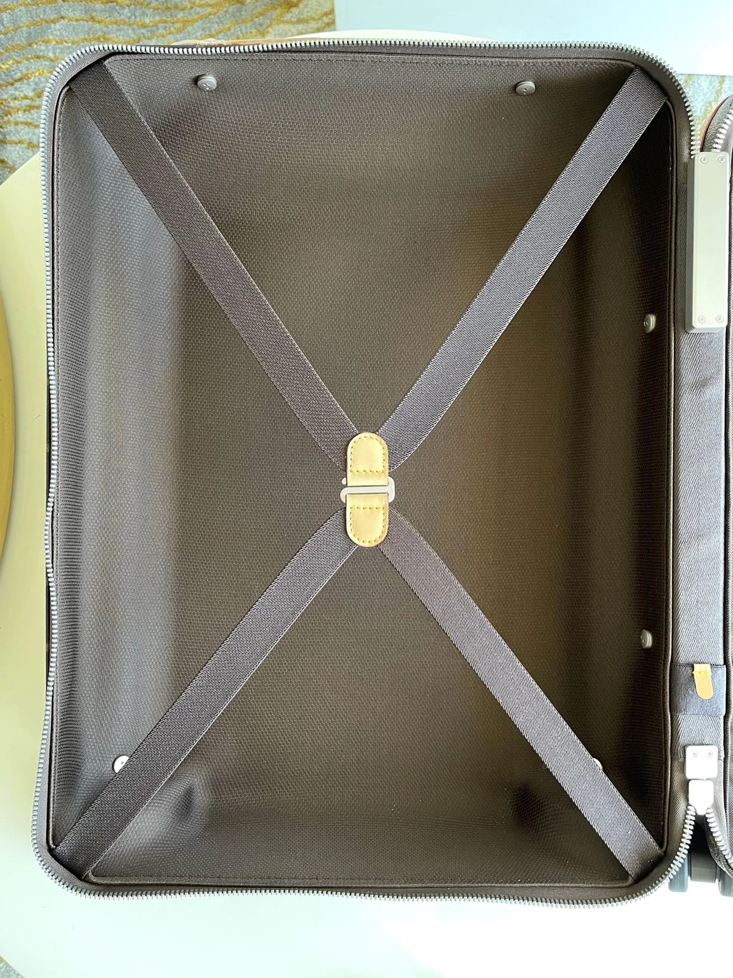 LV Suitcases 36x50x19cm 1000202607010067 - Image 8