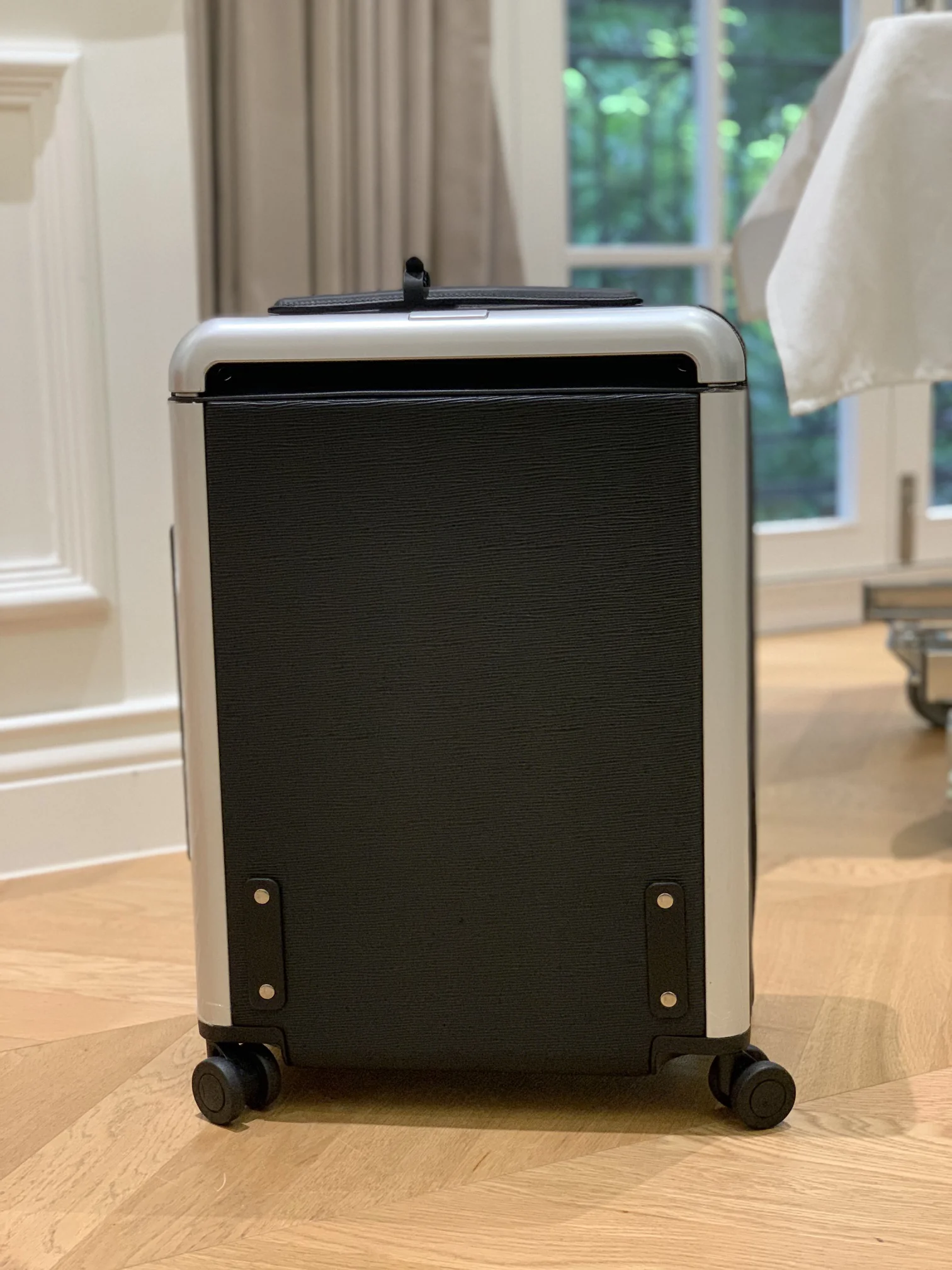 LV Suitcases 38x55x21cm,20inch 1000202607010099 - Image 2