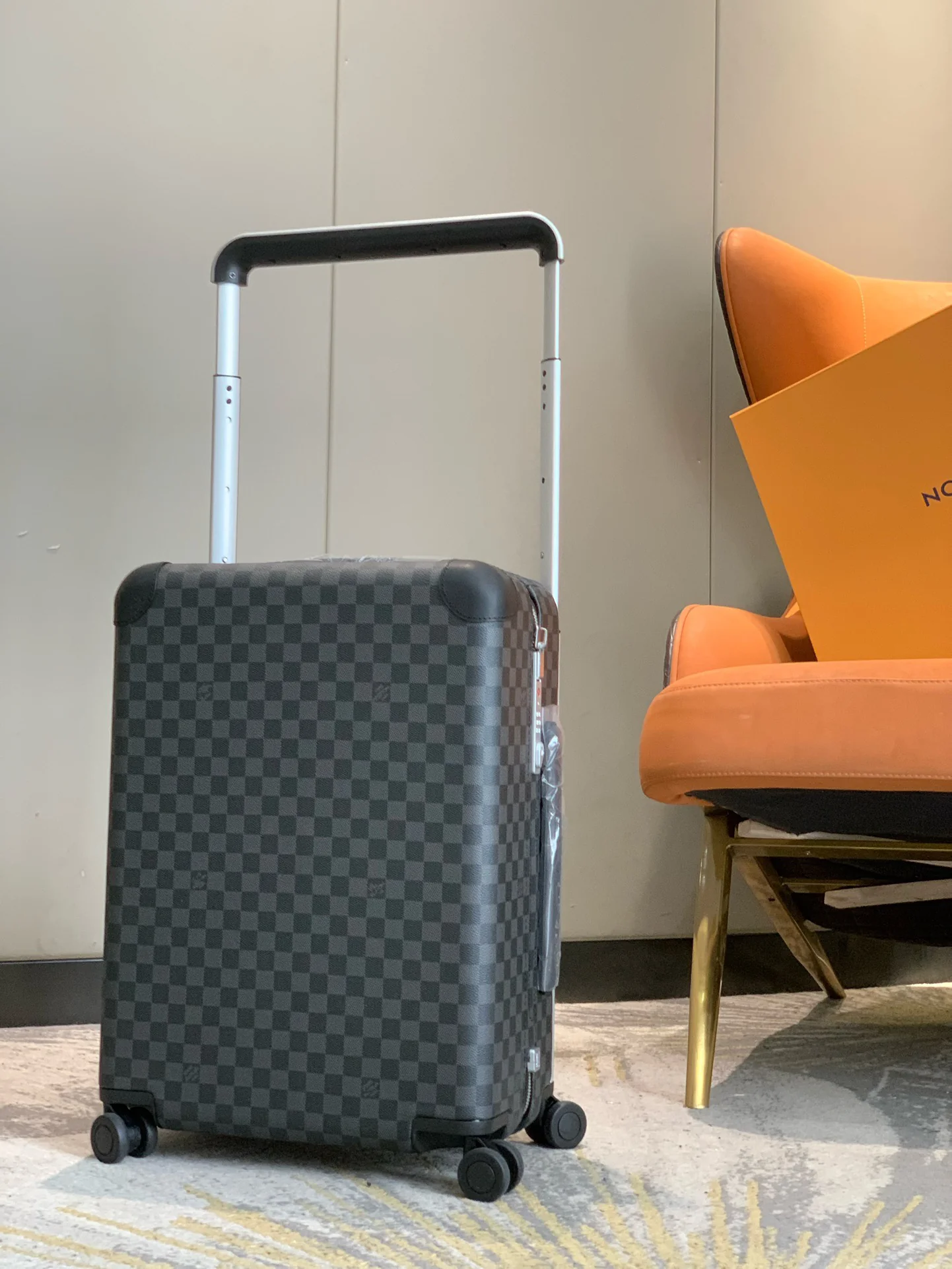 LV Suitcases 38x55x21cm,20inch 980202607010008 - Image 7