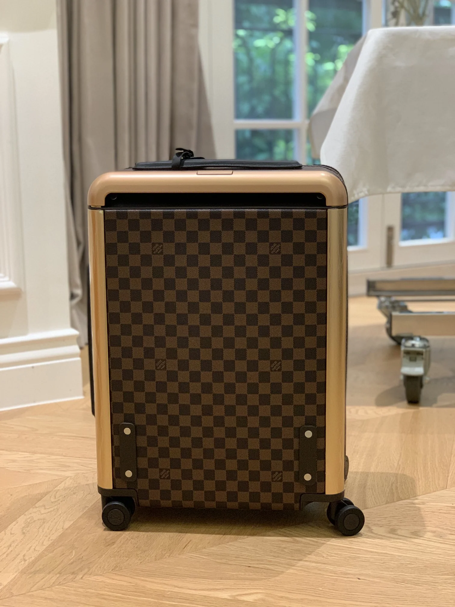 LV Suitcases 38x55x21cm,20inch 980202607010012 - Image 2