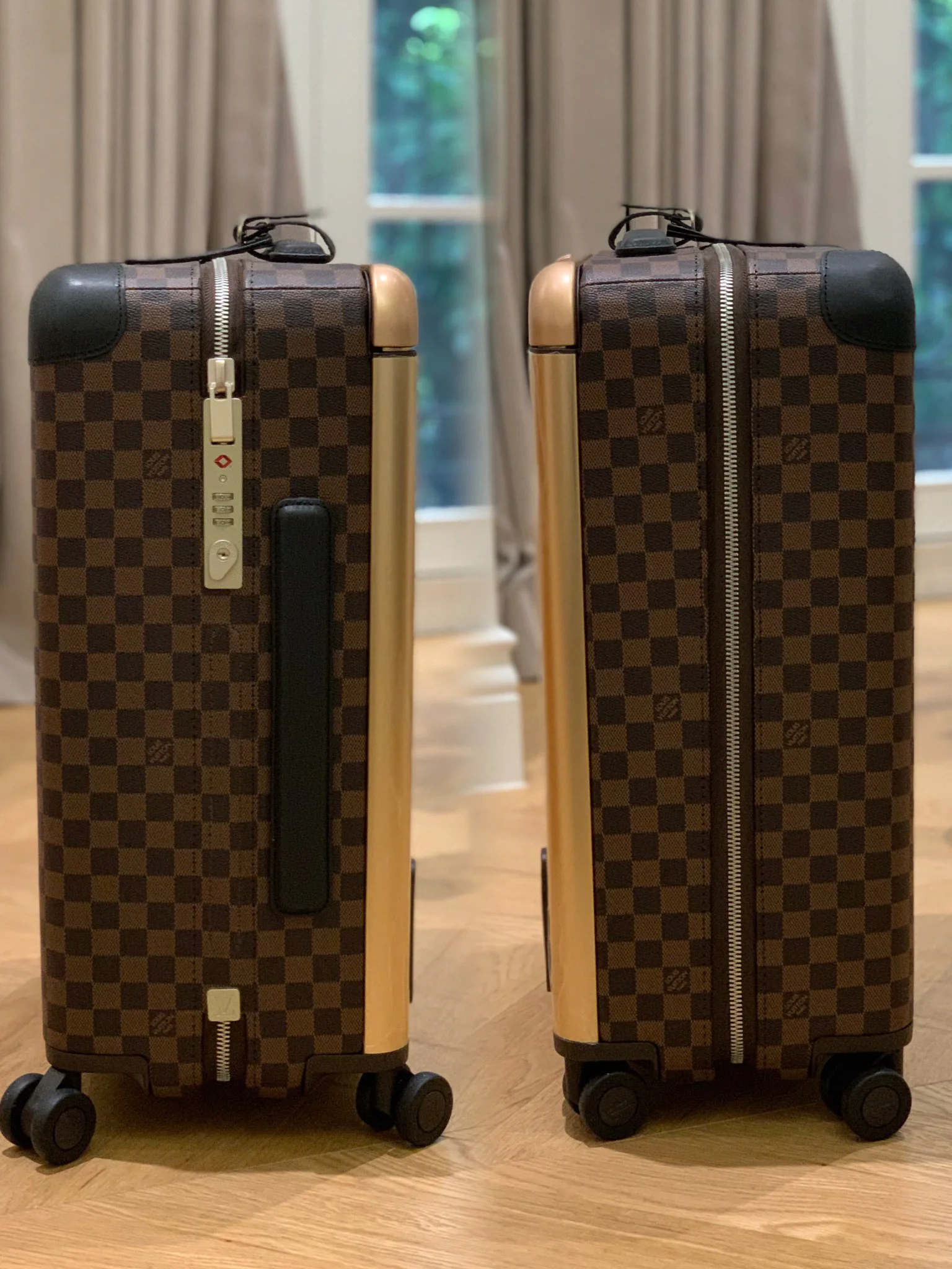LV Suitcases 38x55x21cm,20inch 980202607010012 - Image 8
