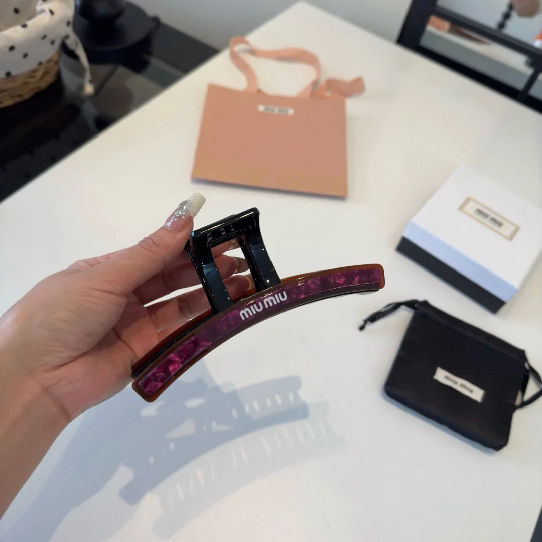 MIU MIU Hair Accessories 50202607020536 - Image 6