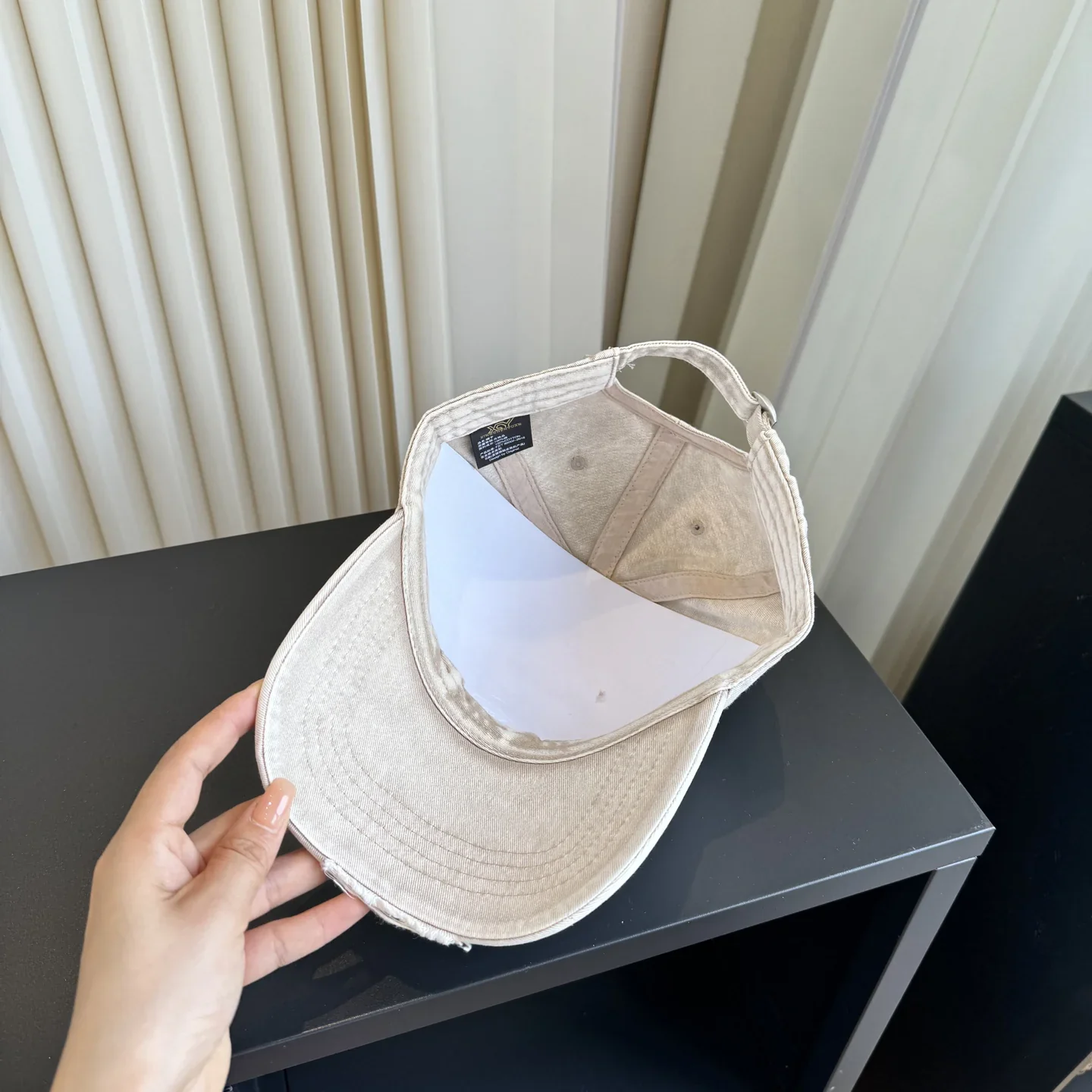 MIU MIU Hats & Caps 43202607020537 - Image 8