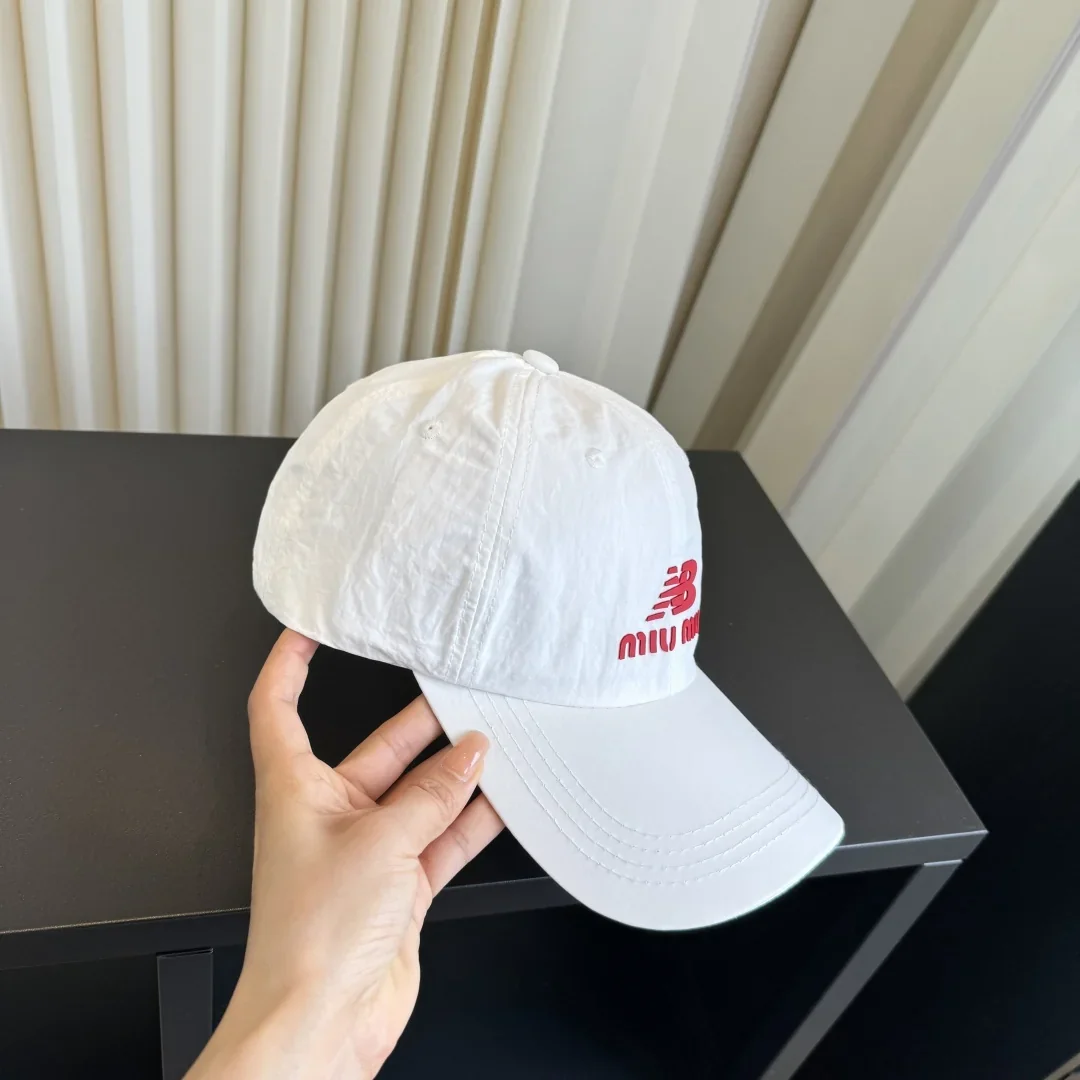 MIU MIU Hats & Caps 43202607020538 - Image 3