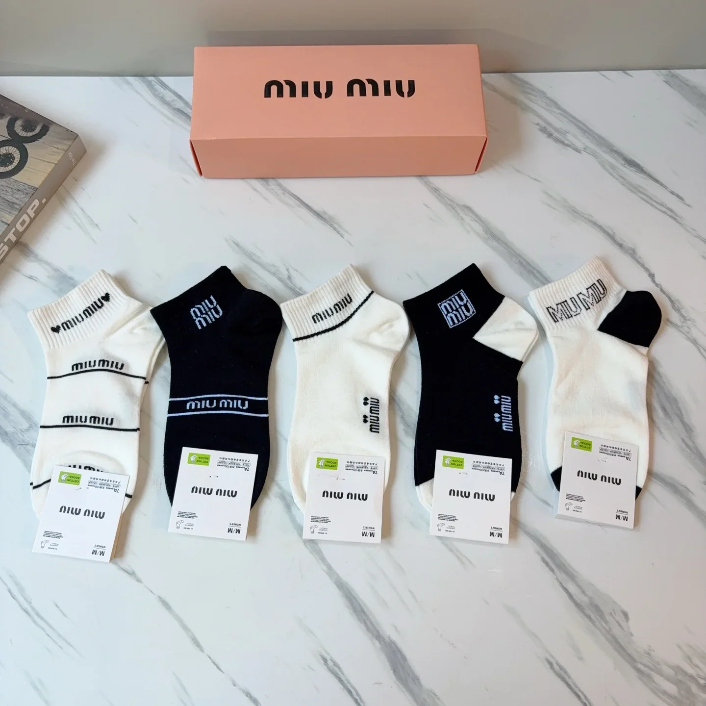 MIU MIU Socks 40202607020547 - Image 2