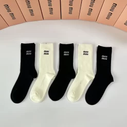 MIU MIU Socks 50202607020548