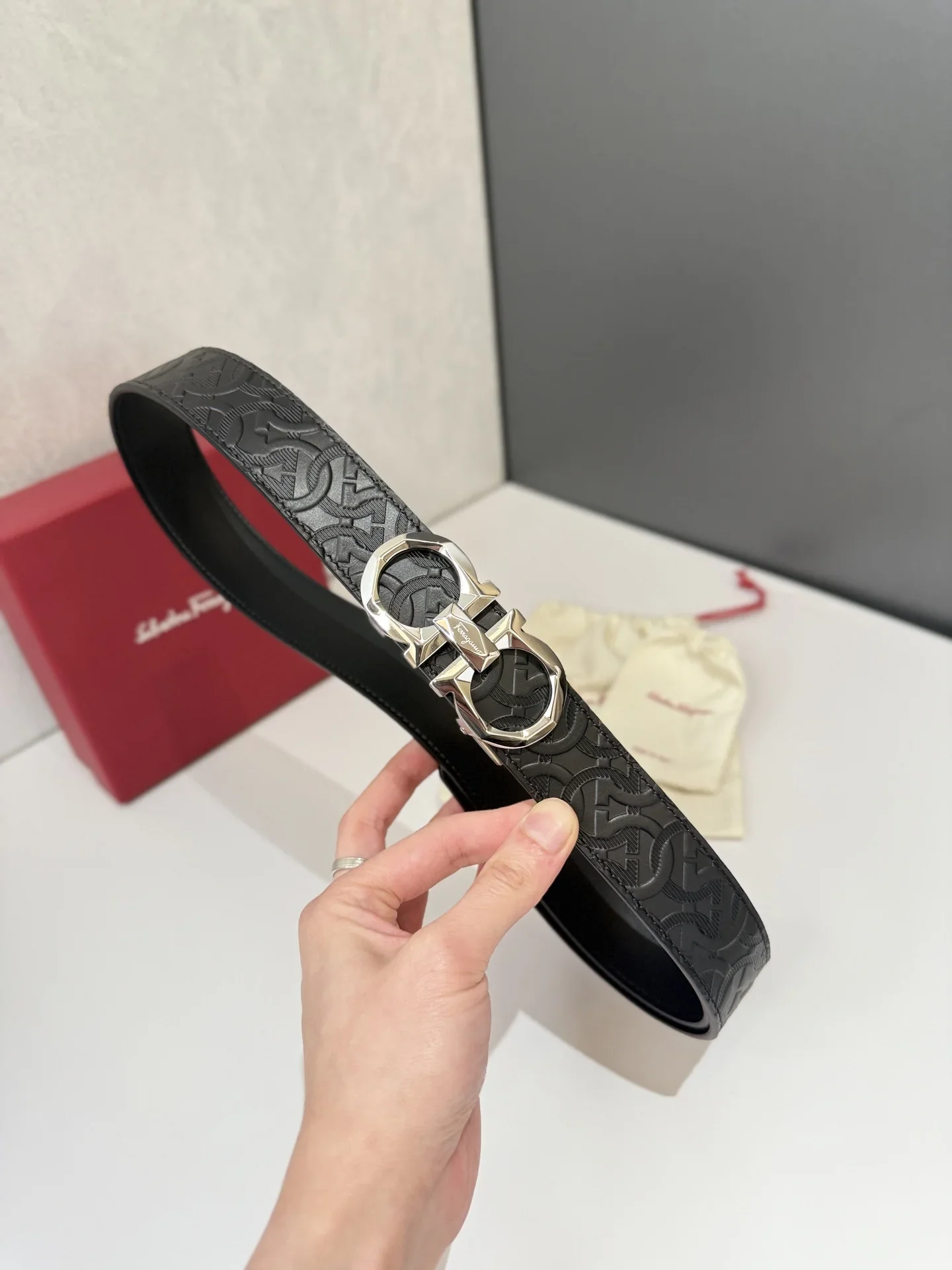 MONTBLANC Belts Embossed Leather (Black) 170202607050709
