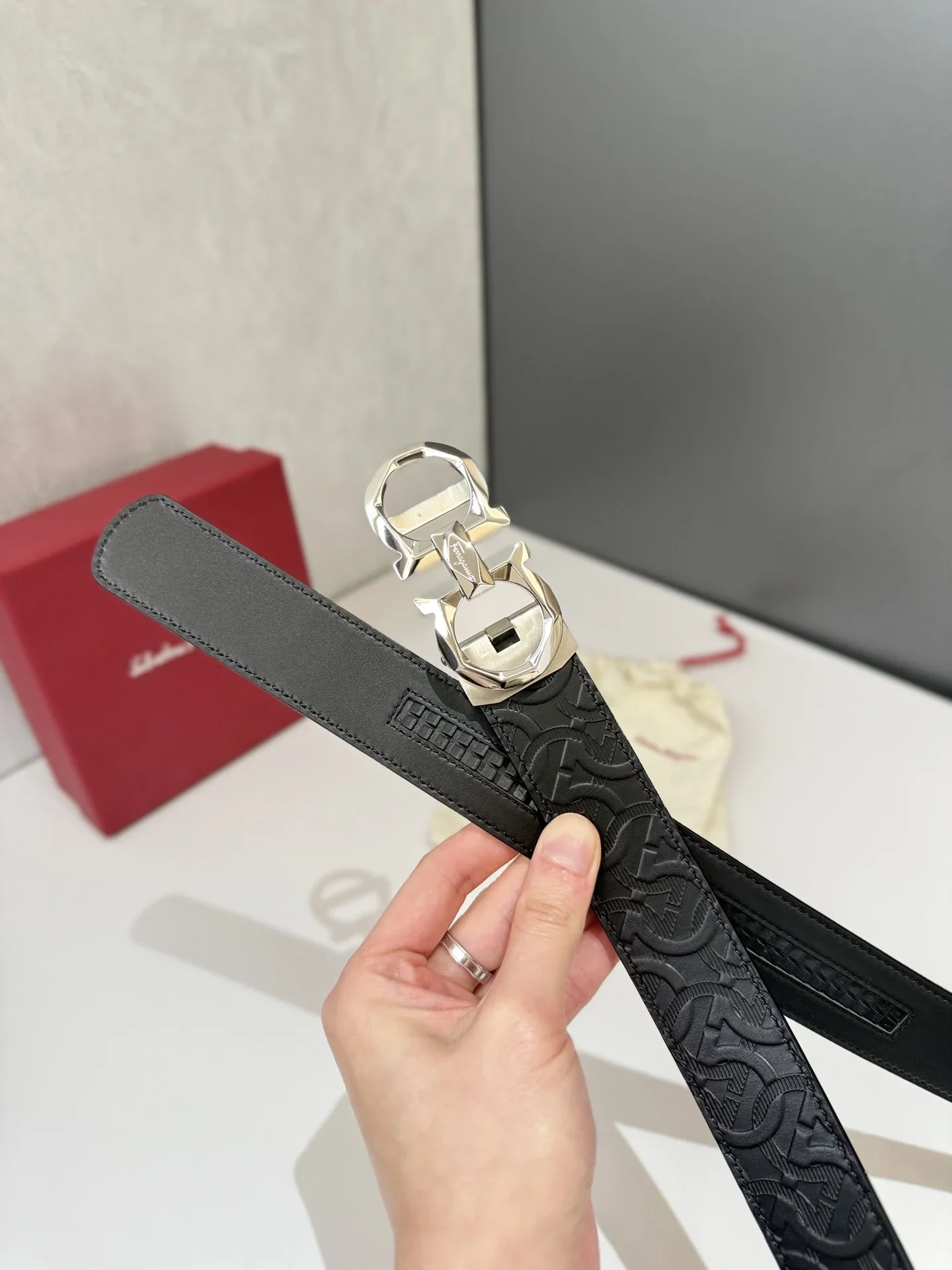 MONTBLANC Belts Embossed Leather (Black) 170202607050709 - Image 3
