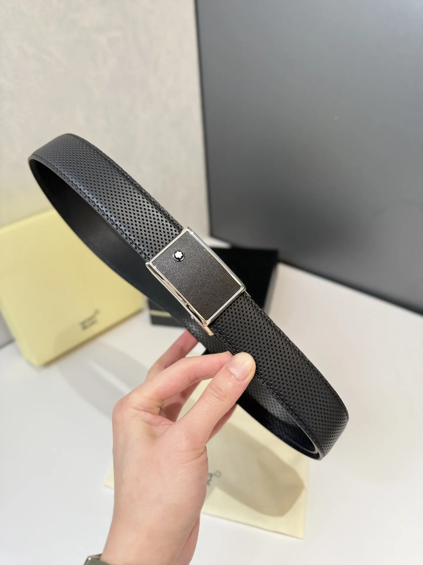 MONTBLANC Belts Perforated Leather (Black) 170202607050711