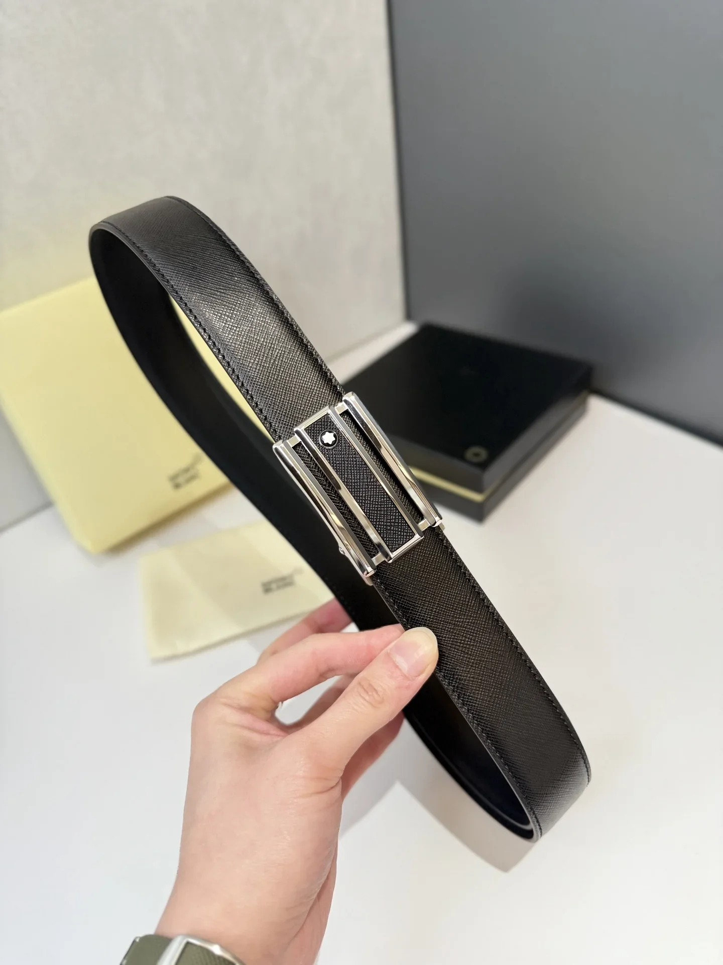 MONTBLANC Belts Saffiano Leather (Black) 170202607050707