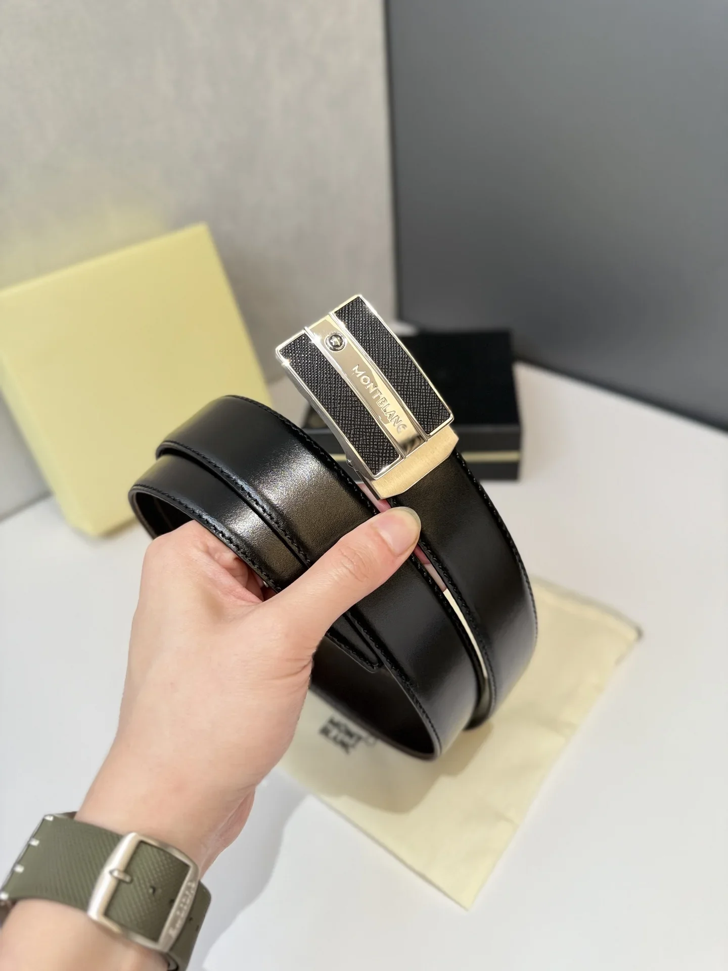 MONTBLANC Belts Smooth Leather (Black) 170202607050712 - Image 2