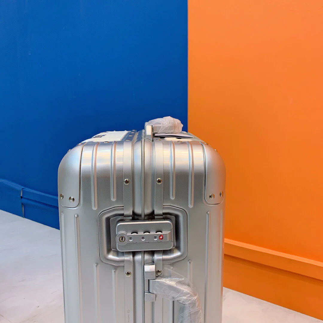 RIMOWA Suitcases 20inch 550202607010130 - Image 3