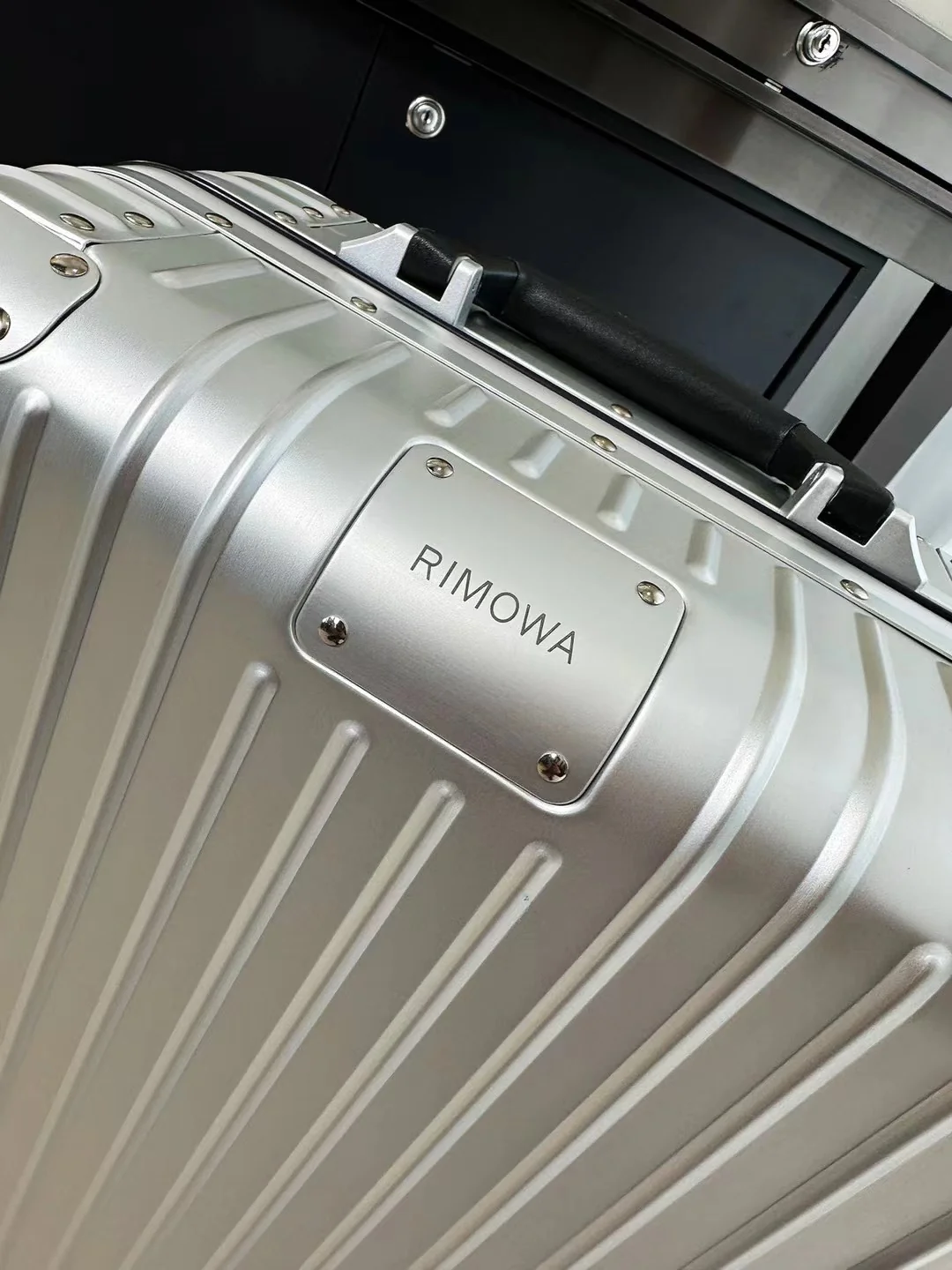 RIMOWA Suitcases 21-26-30inch 600202607010141 - Image 3