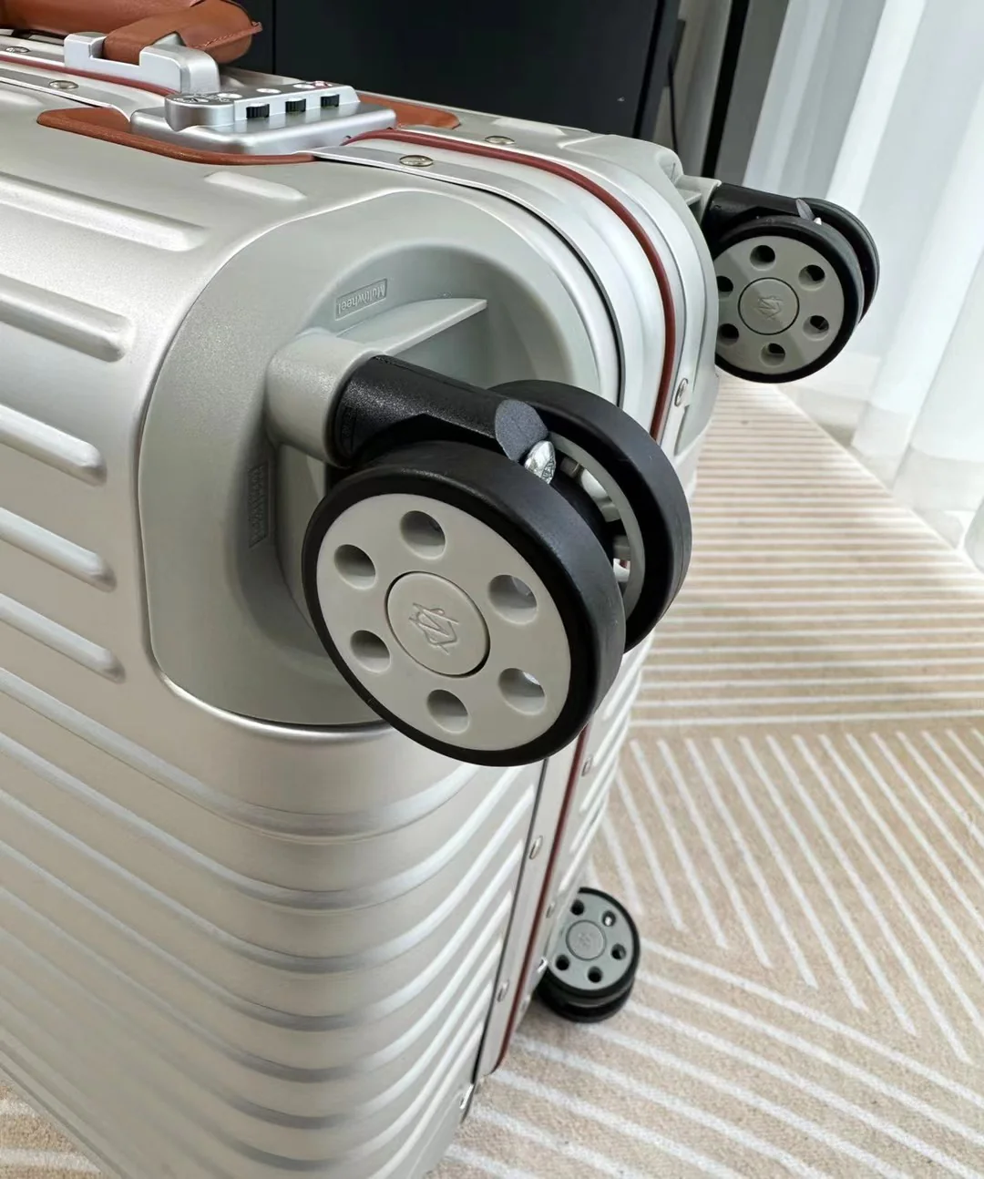 RIMOWA Suitcases 21-26-30inch 600202607010155 - Image 7
