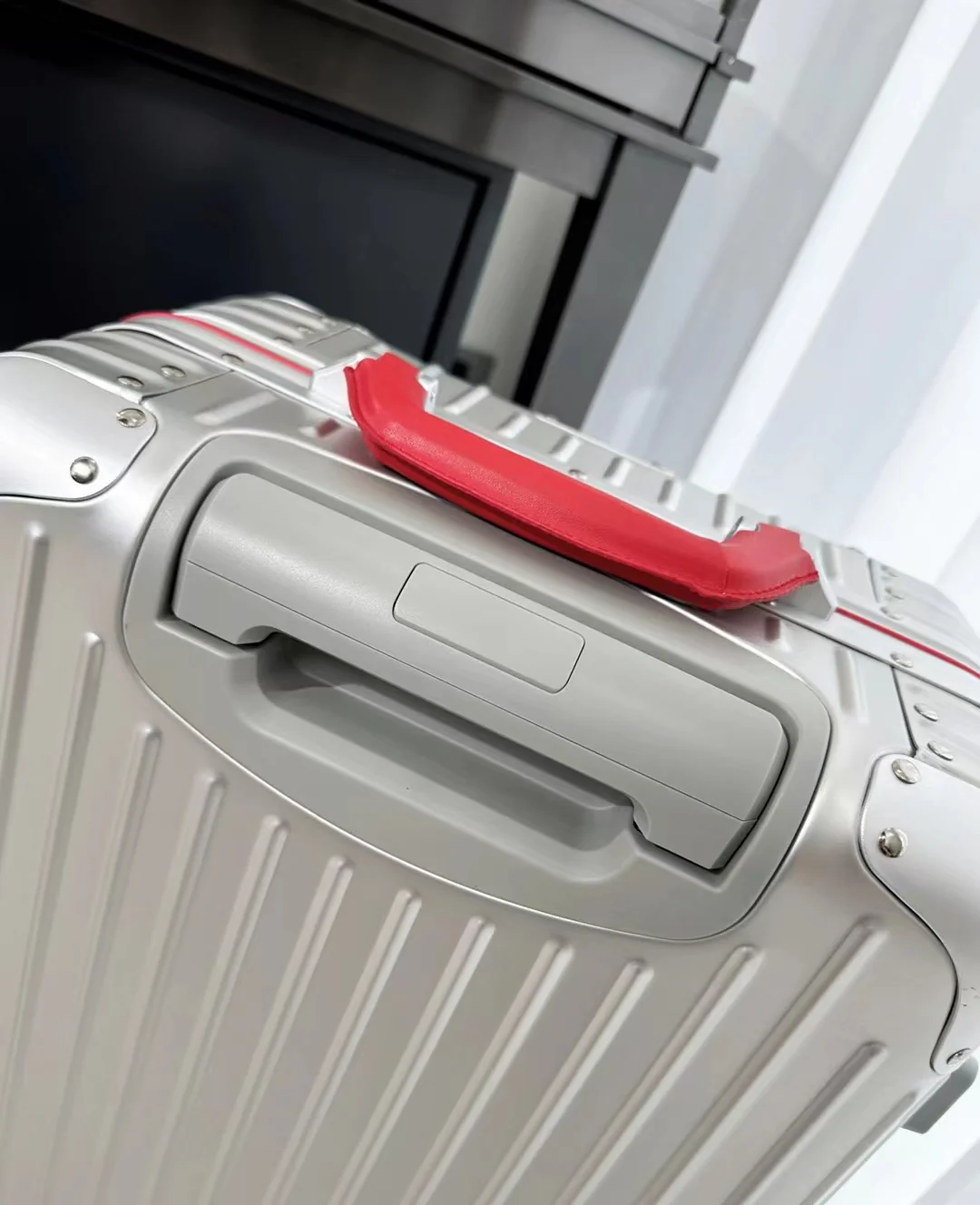 RIMOWA Suitcases 21-26-30inch 700202607010163 - Image 6