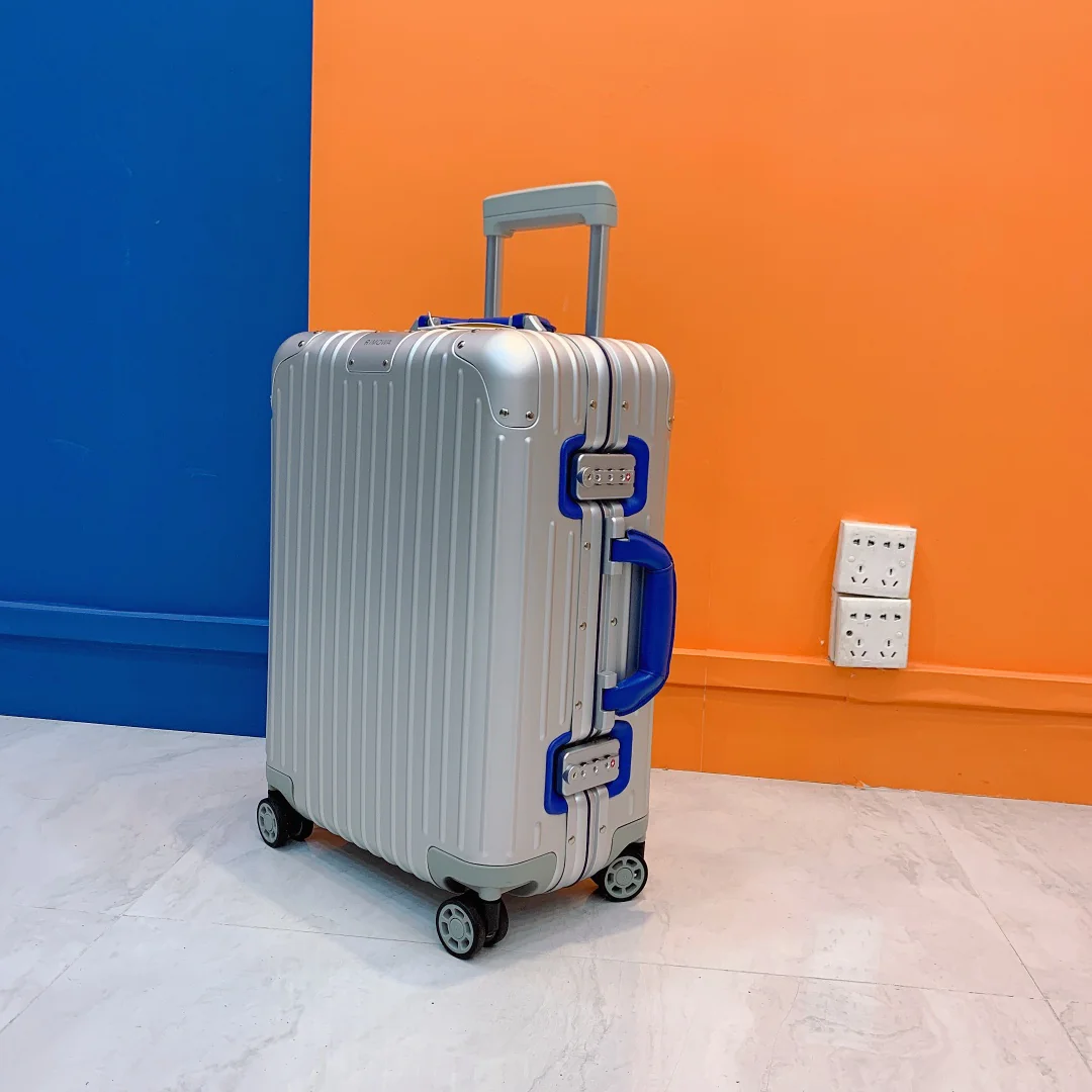 RIMOWA Suitcases 21inch 600202607010095