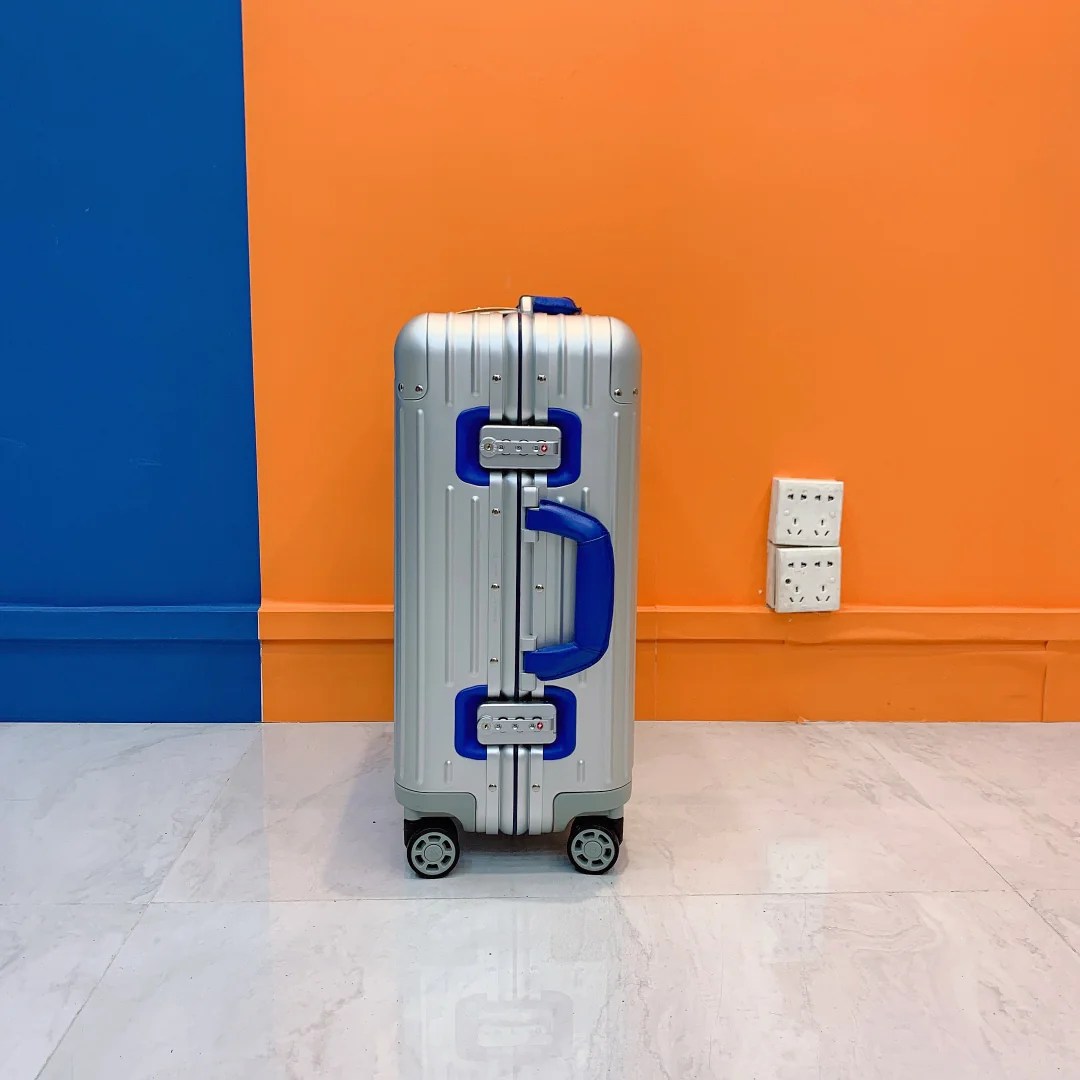 RIMOWA Suitcases 21inch 600202607010095 - Image 8